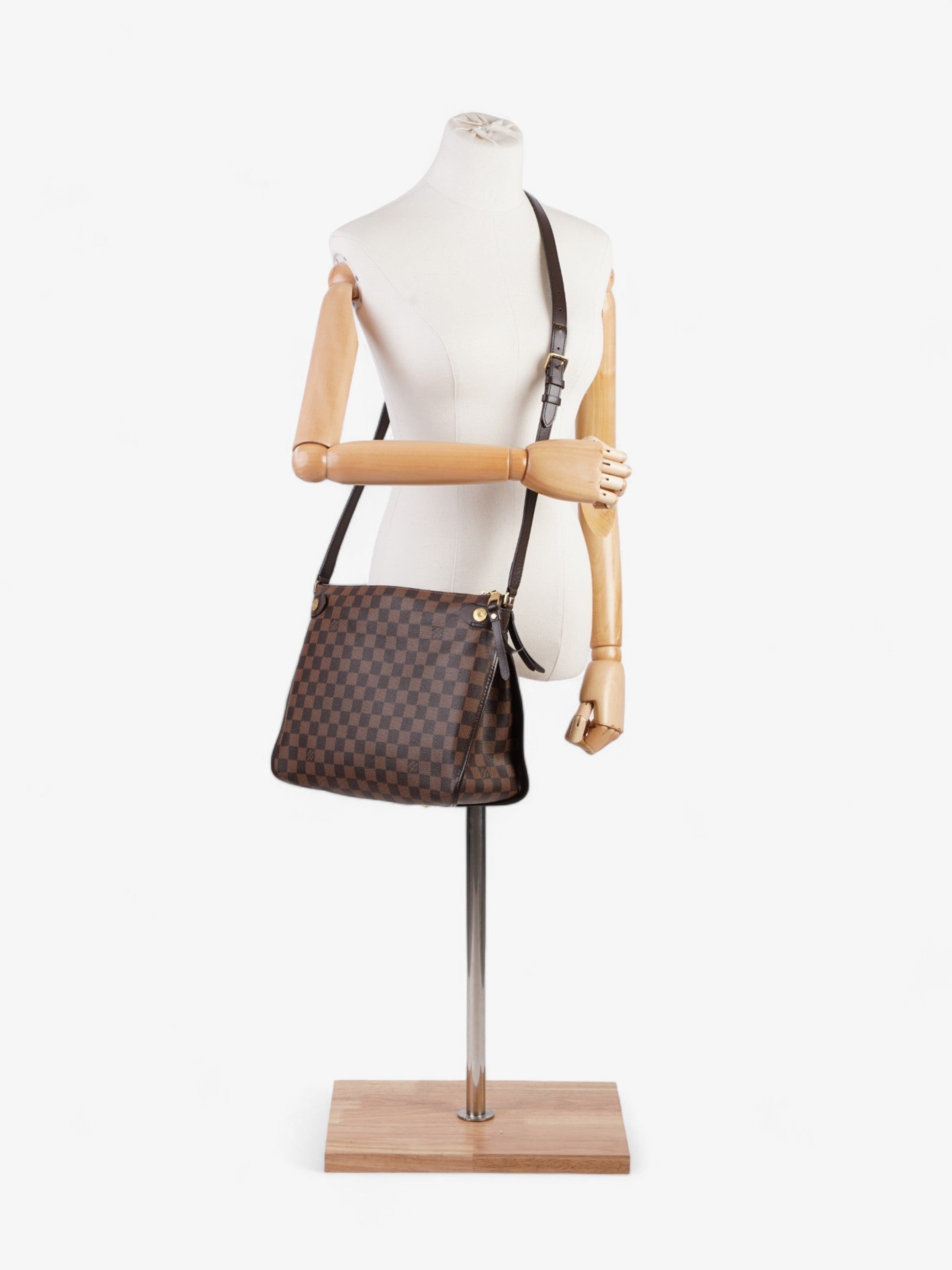 Louis Vuitton Duomo Messenger Ebene Coated Damier Canvas Coated Canvas Apparel