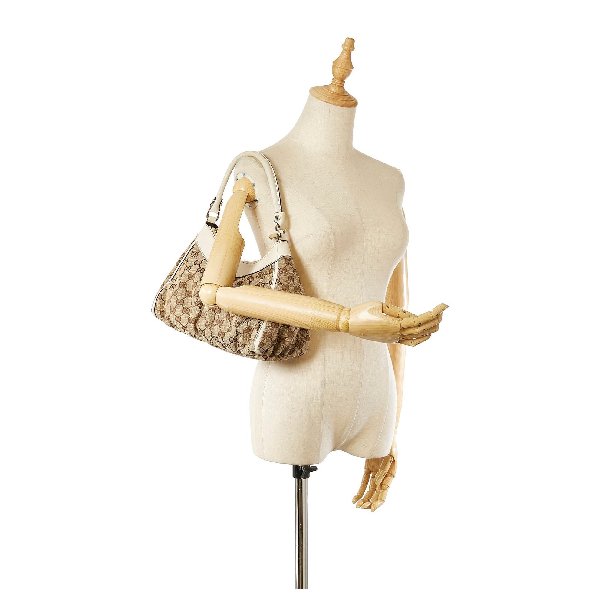 Gucci GG Canvas Abbey D-Ring Shoulder Bag (SHG-22689)