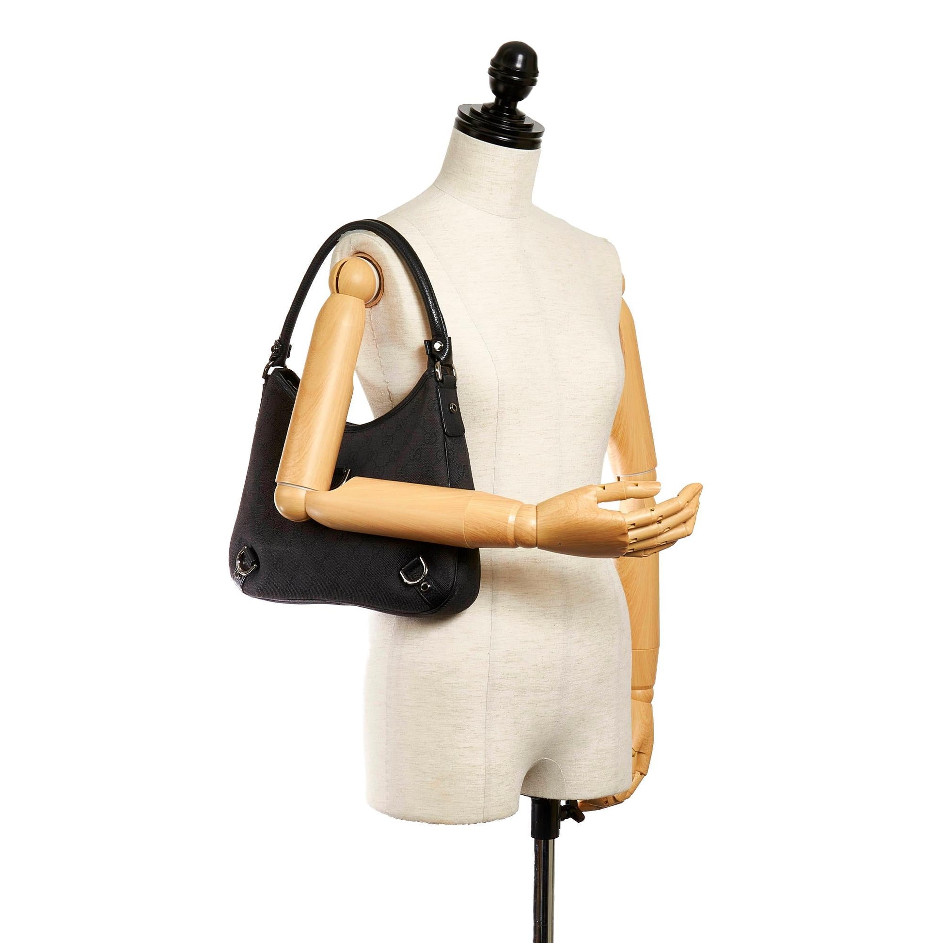 Gucci GG Canvas Abbey D-Ring Shoulder Bag (SHG-29008)