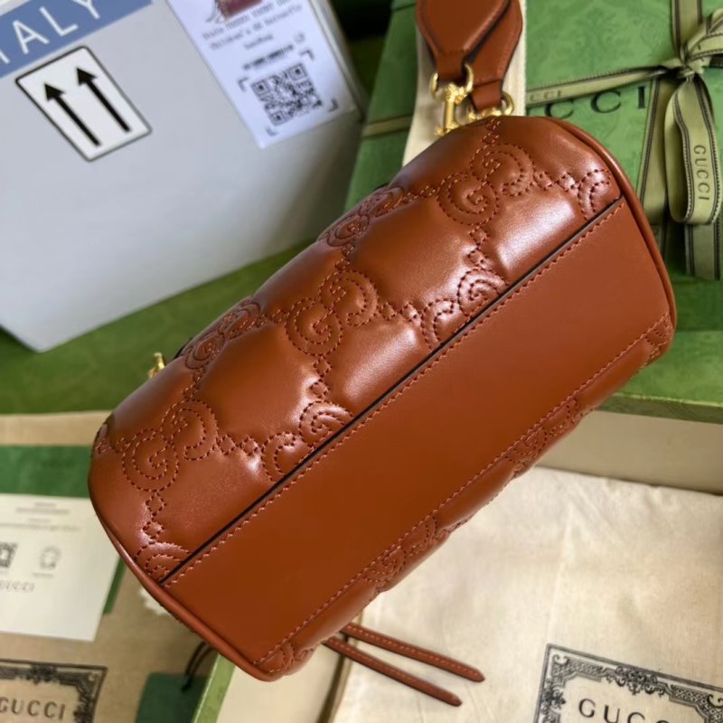 Gucci Shoulder Bag Matelasse Bag Bgu00713