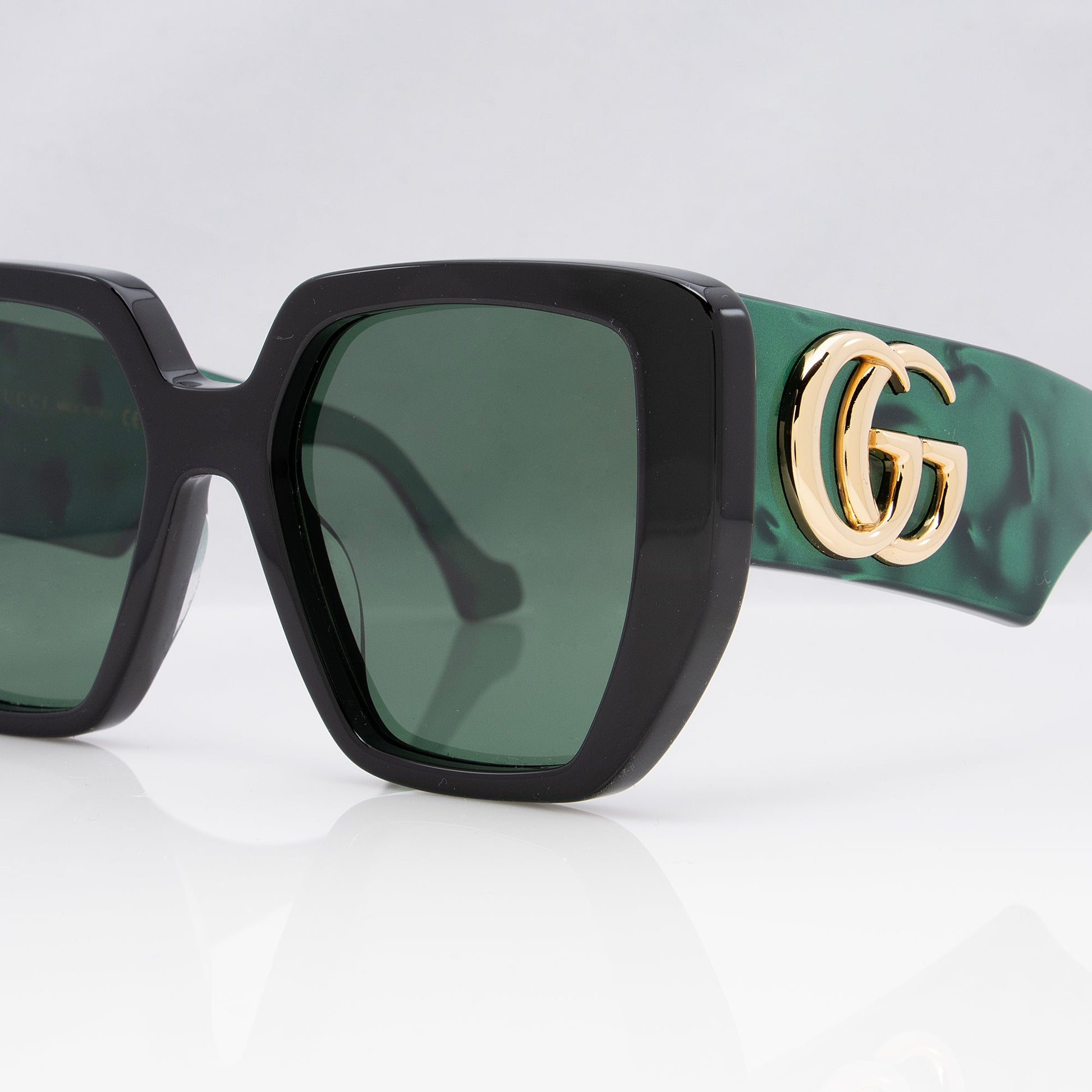 Gucci GG Oversize Rectangular Sunglasses SHF Black Green Accessory