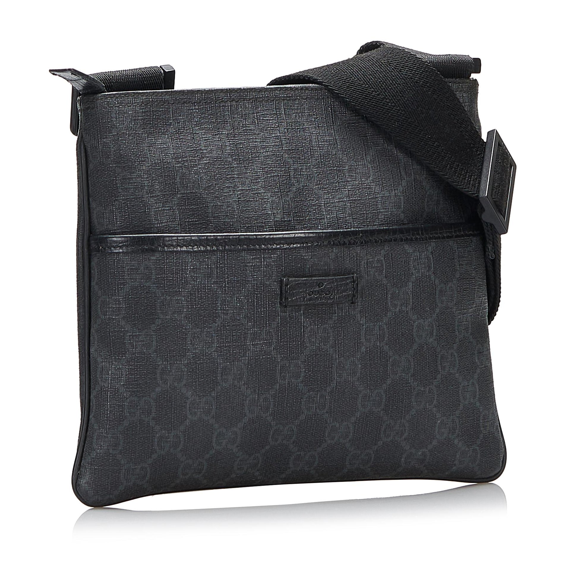 Gucci GG Supreme SHG-wSC046 Canvas Black Crossbody Bag