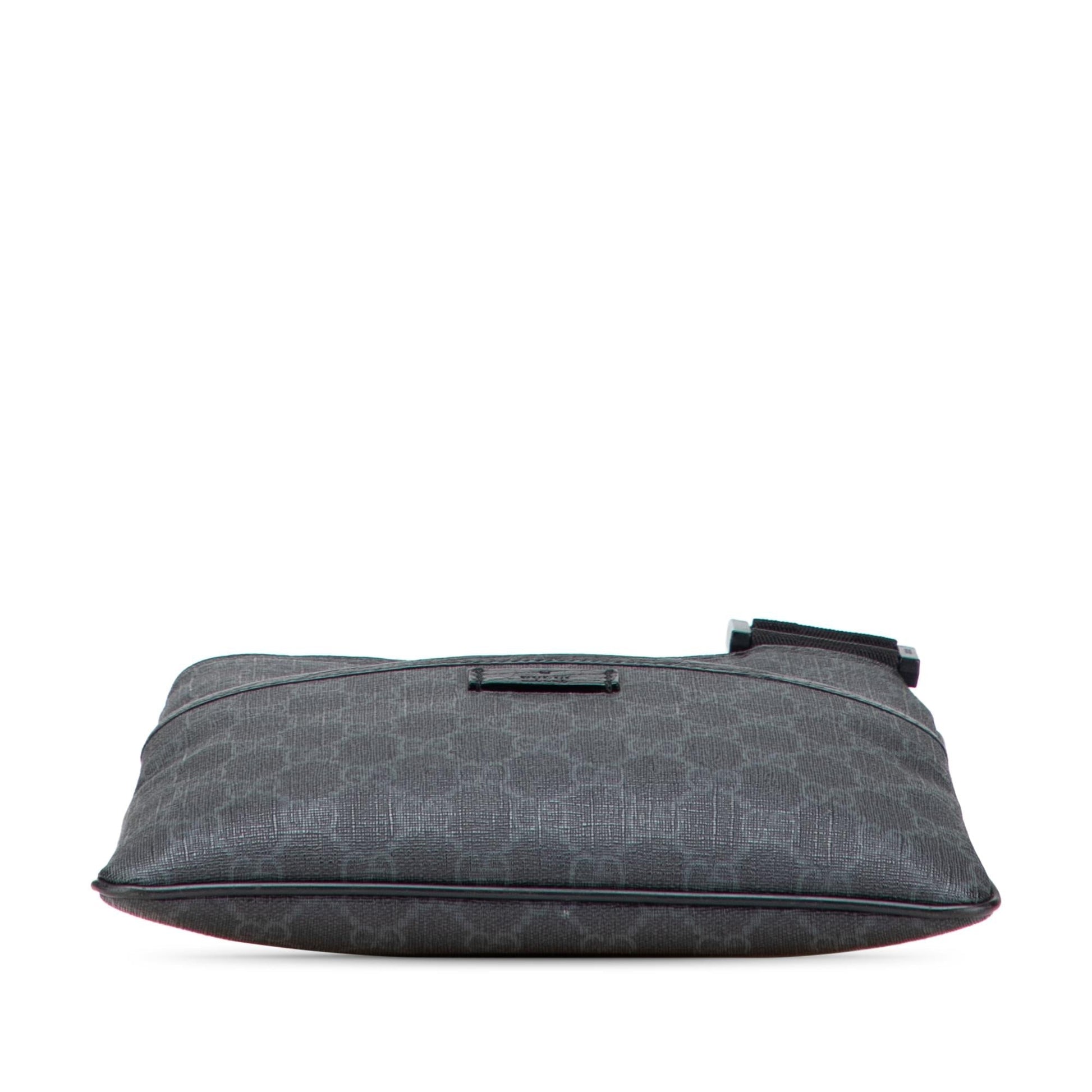 Gucci GG Supreme Crossbody Bag Crossbody 34