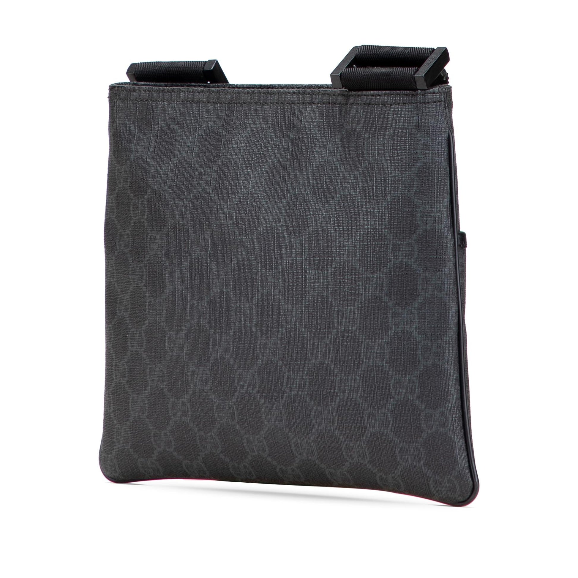 Gucci GG Supreme Crossbody Bag Crossbody 34