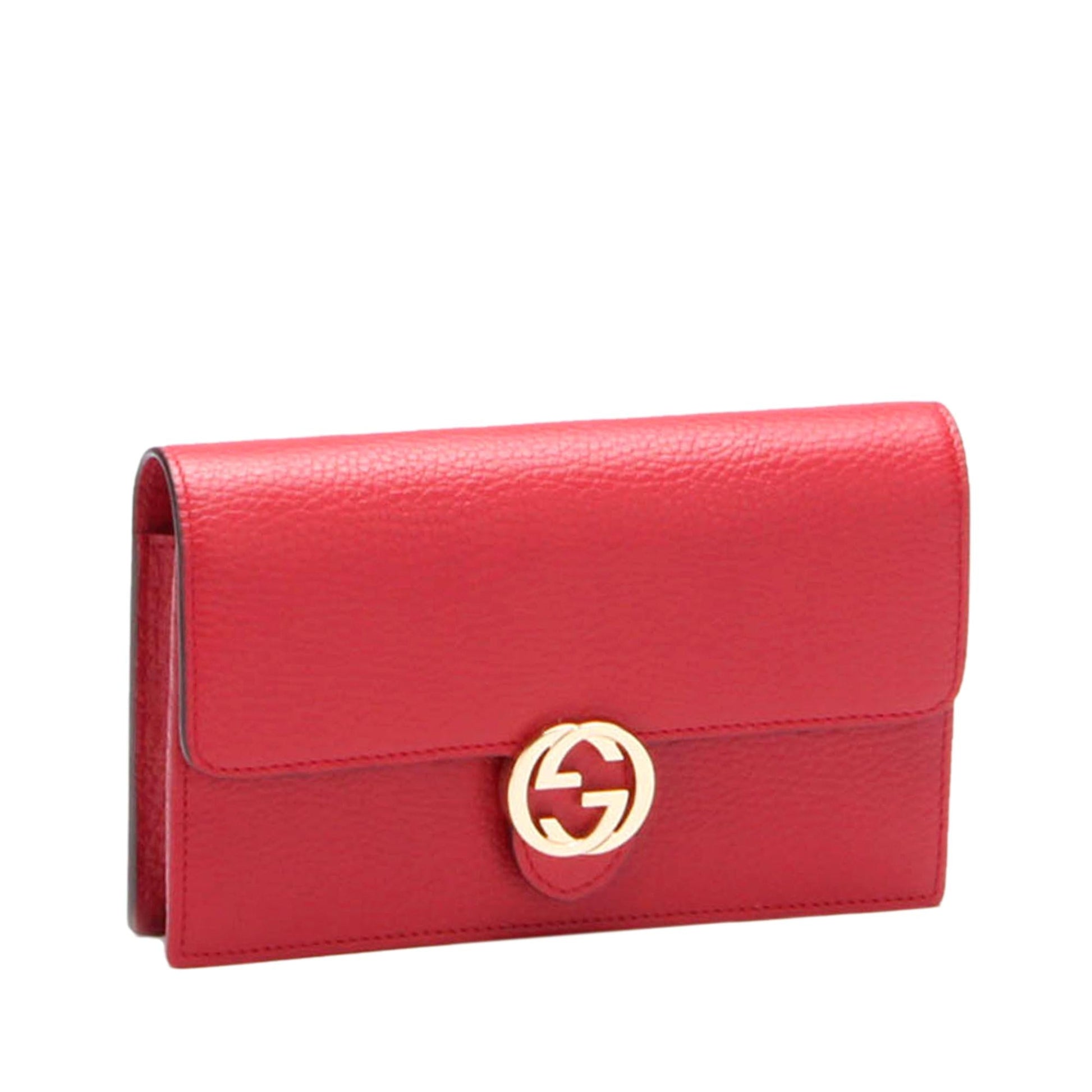 Gucci Interlocking G Wallet on SHG-Y5MFig Leather Red Chain Crossbody Bag