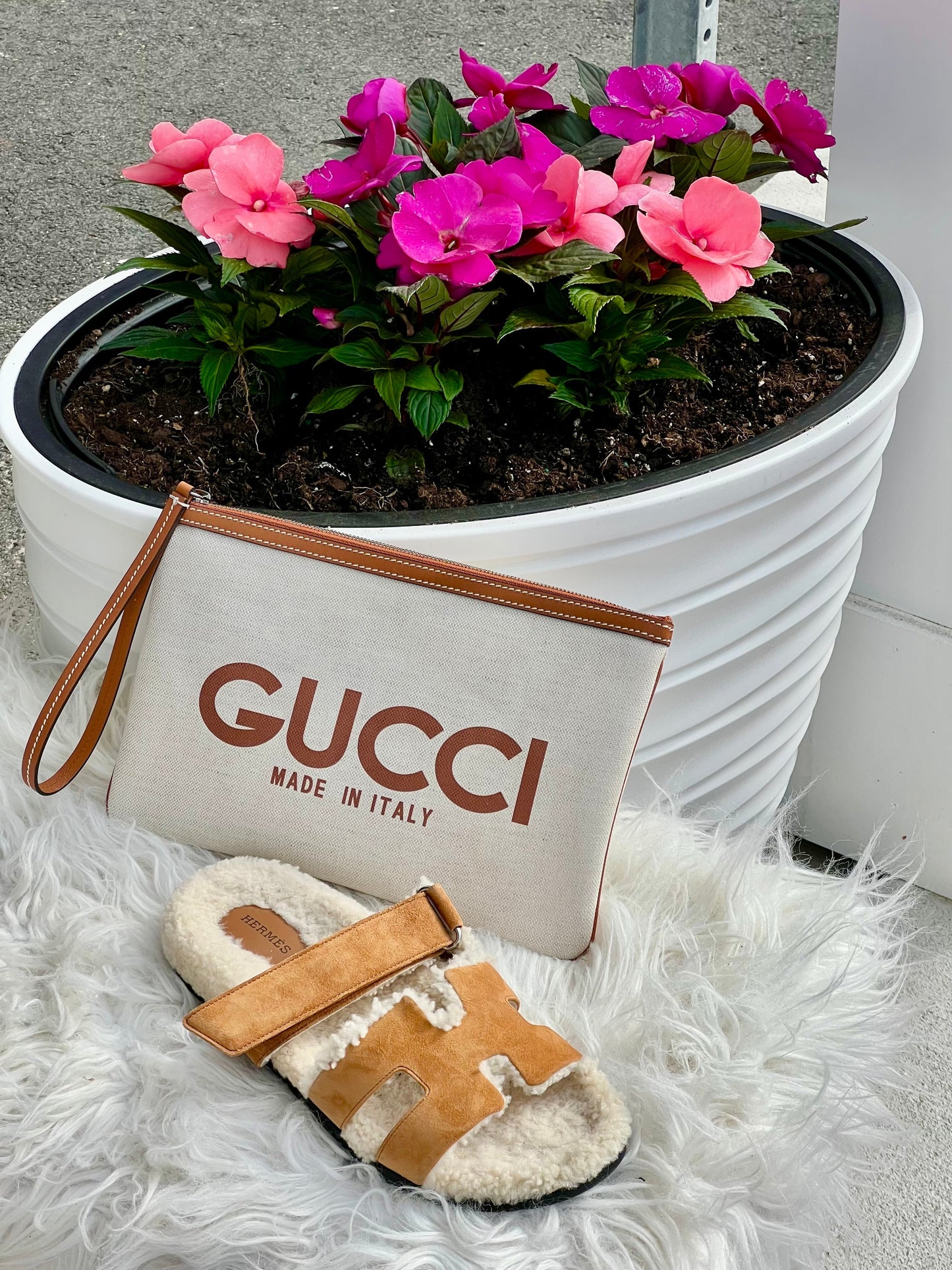 Gucci PRINT & WRISTLET Leather Canvas Logo Clutch Bag