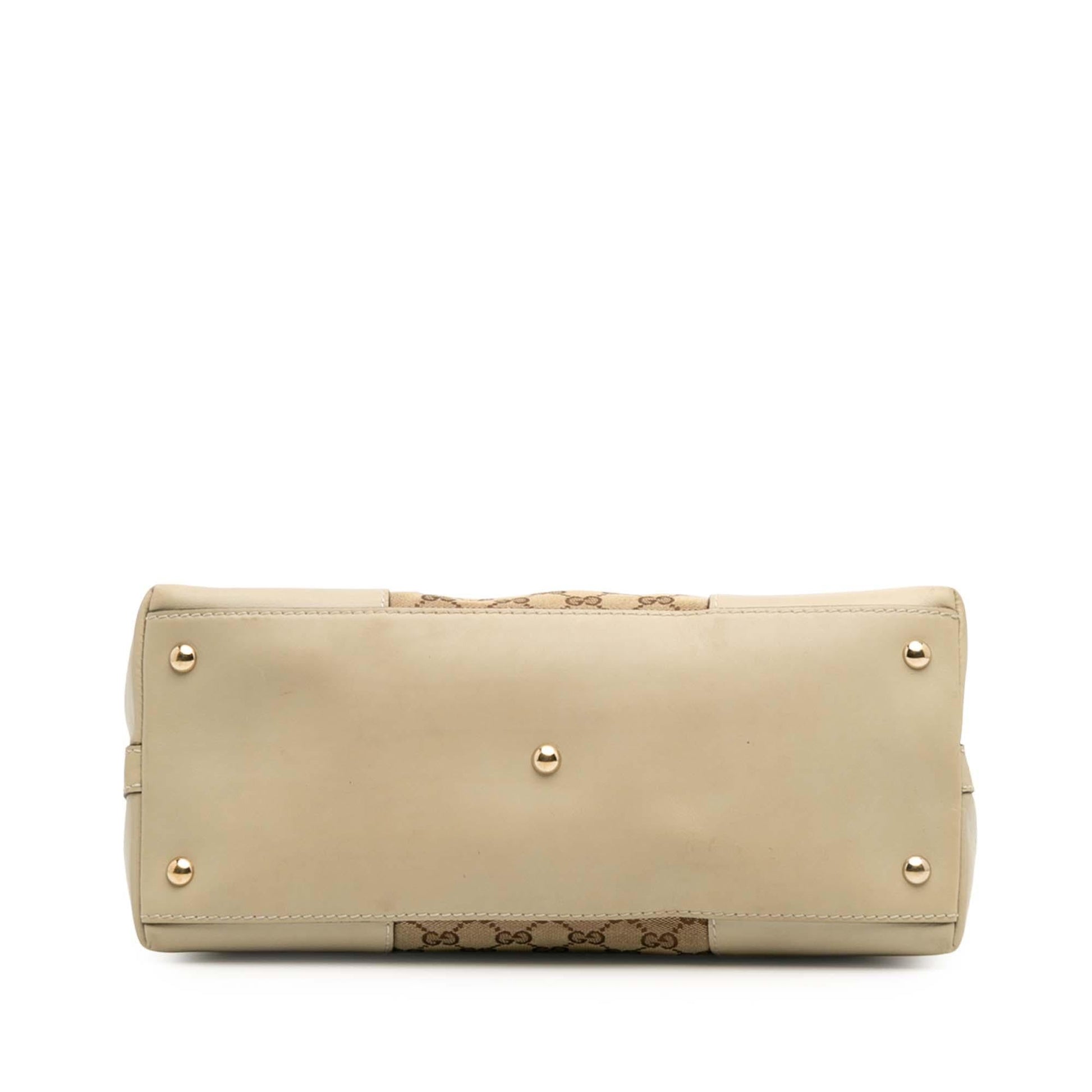 Gucci GG Lovely Canvas Medium Shoulder Bag