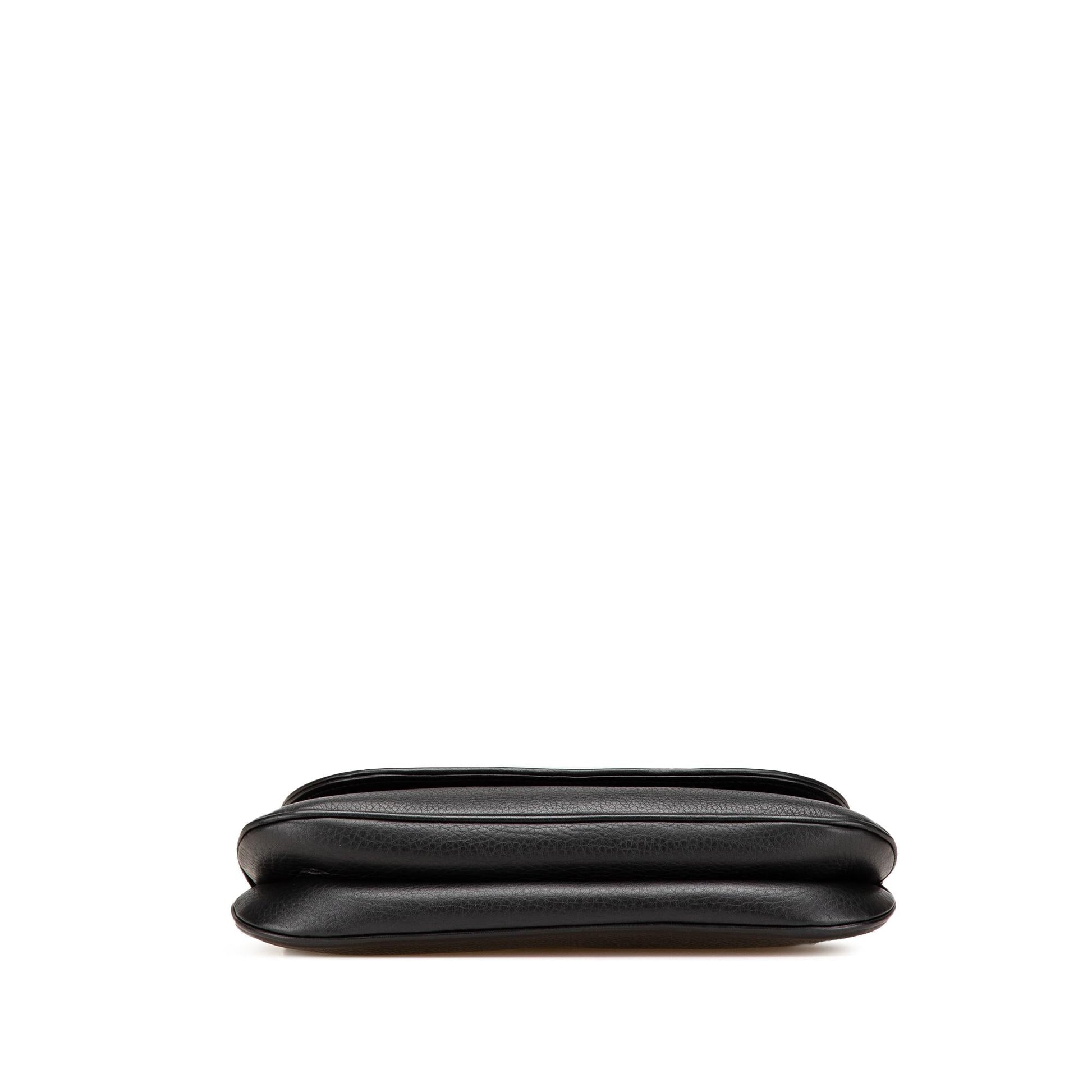 Gucci Leather Chain Medium Shoulder Bag