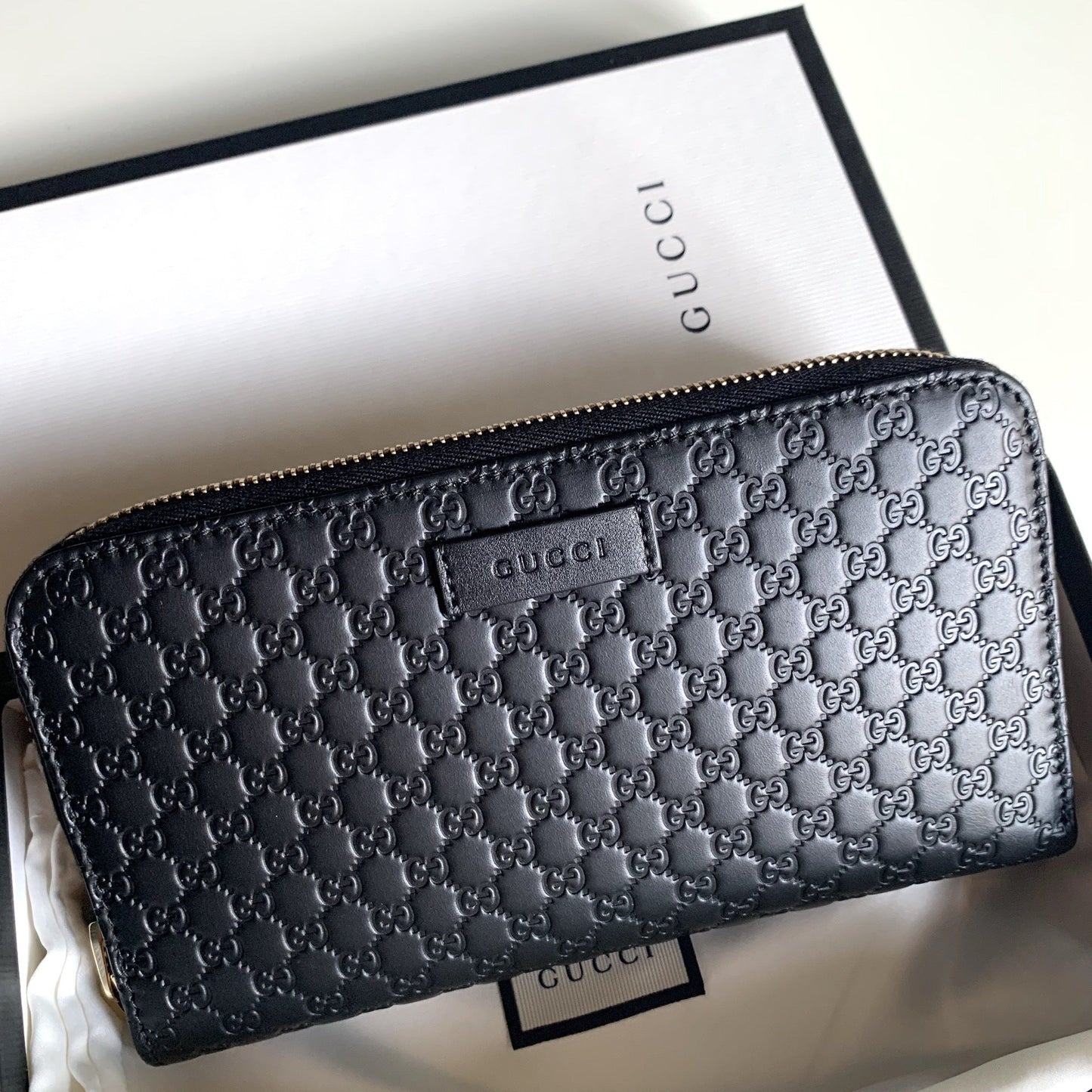 Gucci LONG ZIPPY Leather Wallet Case
