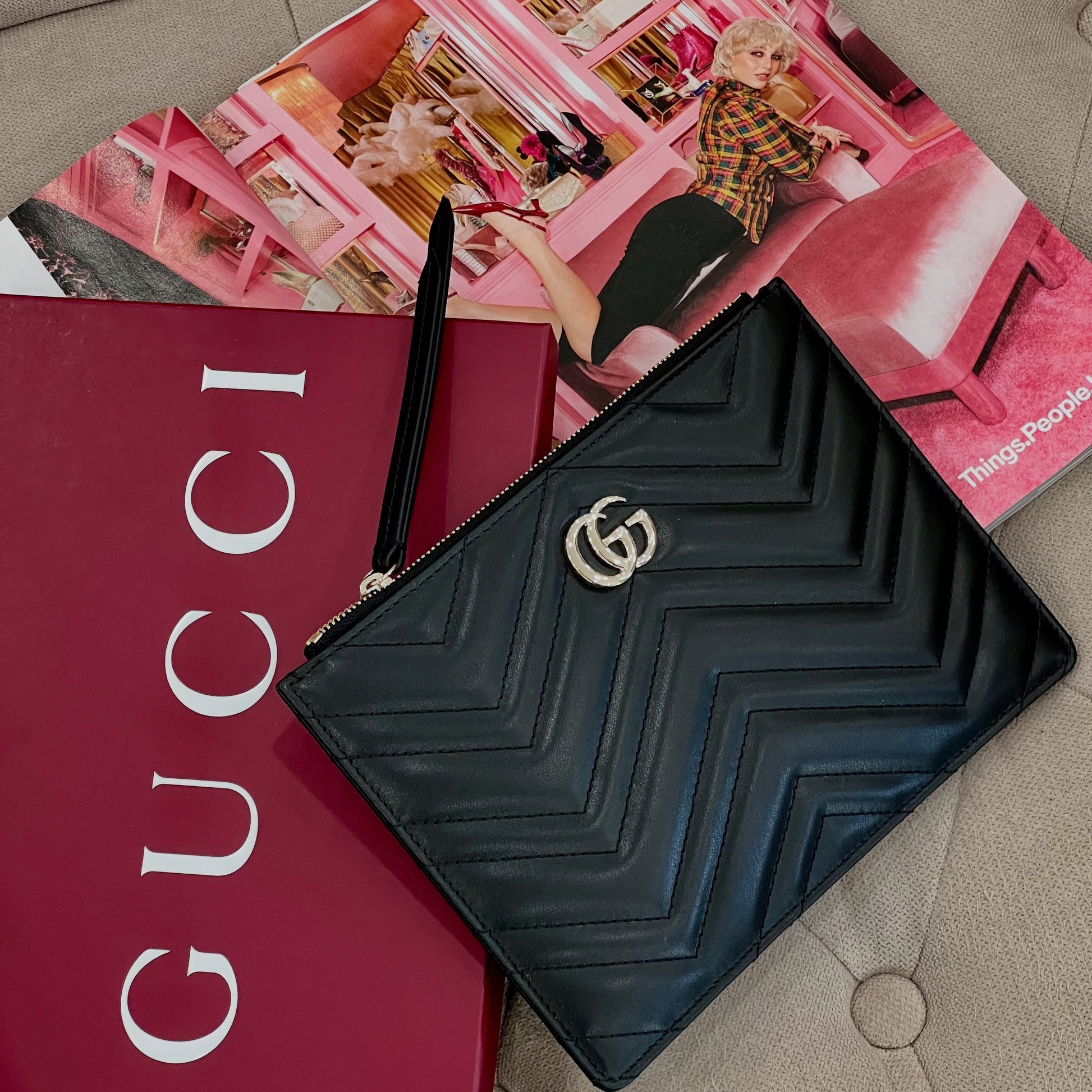 Gucci GG MARMONT WRISTLET Matelasse Leather Calfskin Small Clutch Bag