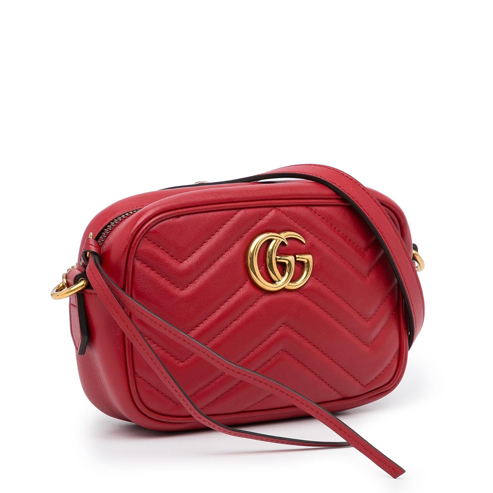 Gucci GG Marmont SHG-MMqwXR Matelasse Calf Red Small Crossbody Bag