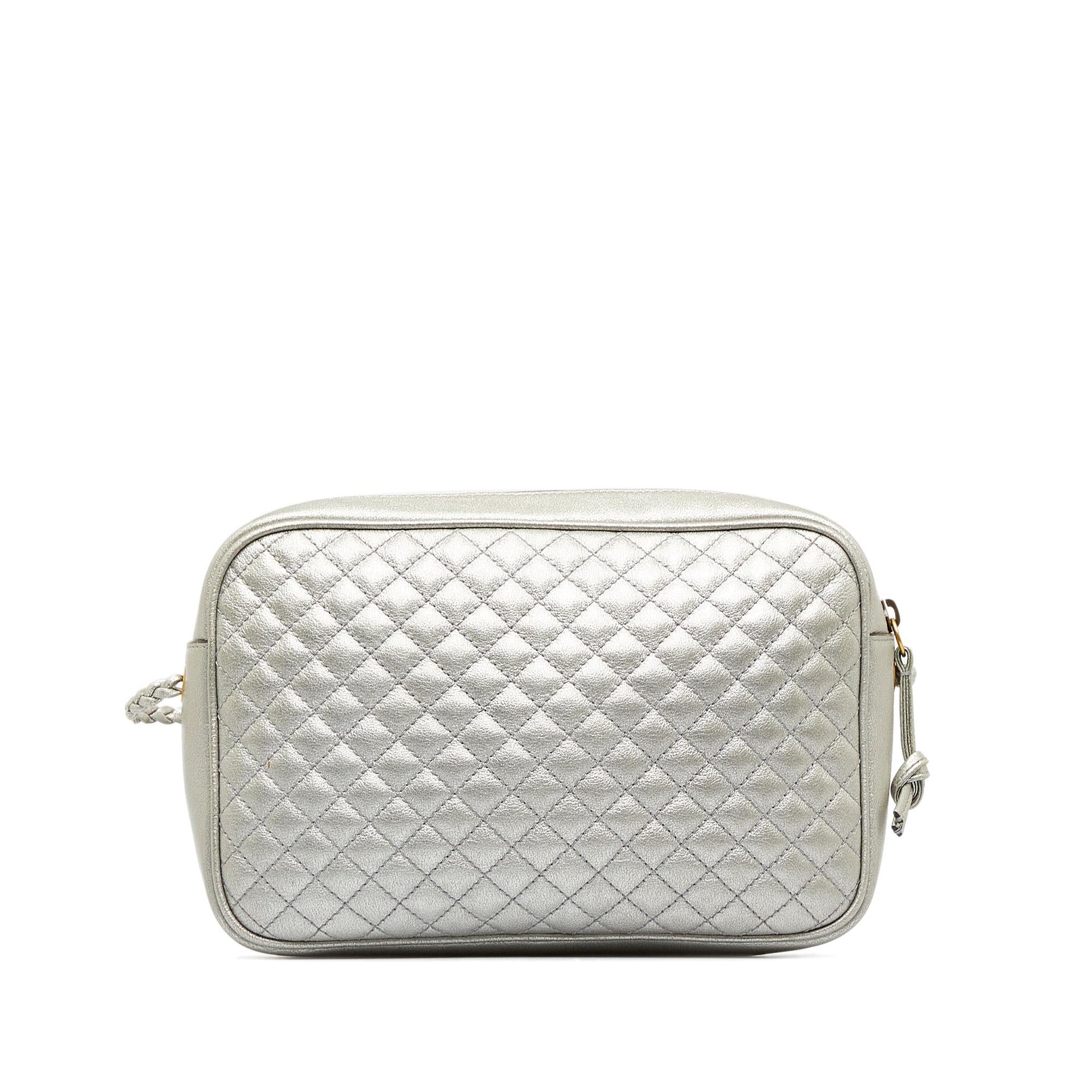 Gucci Trapuntata Camera SHG-jyHePn Quilted Calf Silver Small Crossbody Bag