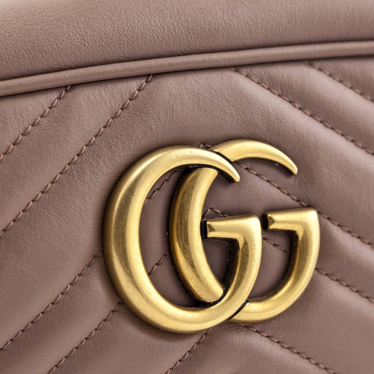 Gucci Porcelain Rose Calfskin Matelasse Small GG Marmont Chain Shoulder Bag