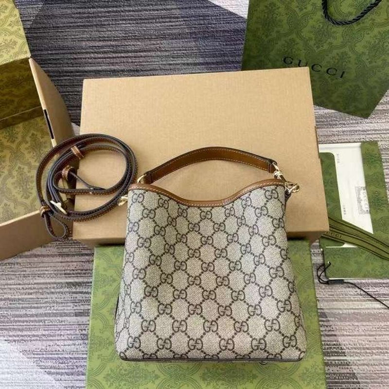 Gucci Shoulder Bag Bag Bg030595