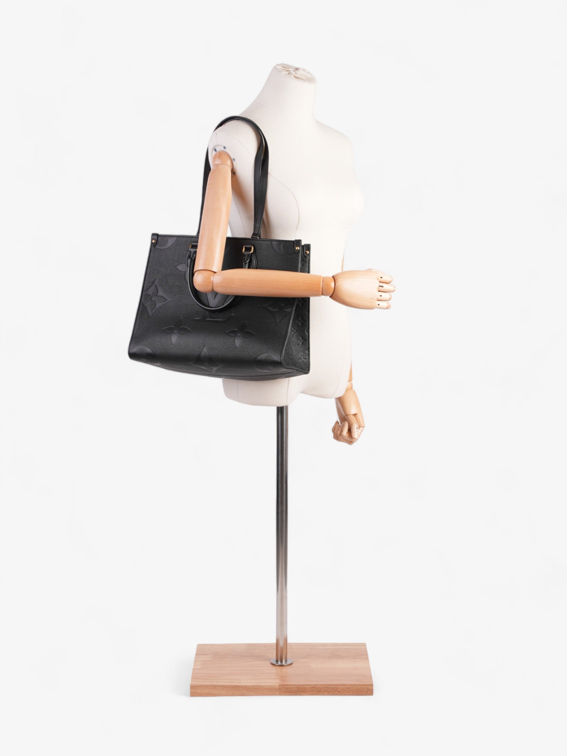 Louis Vuitton OnTheGo MM Monogram Empreinte Leather Handbag