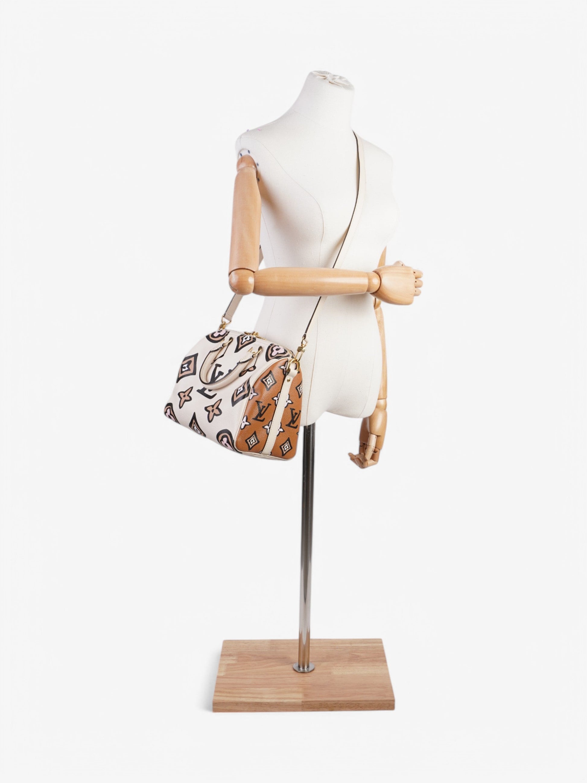 Louis Vuitton Speedy Bandouliere Cream Coated 25 Brown Canvas Coated Canvas Apparel