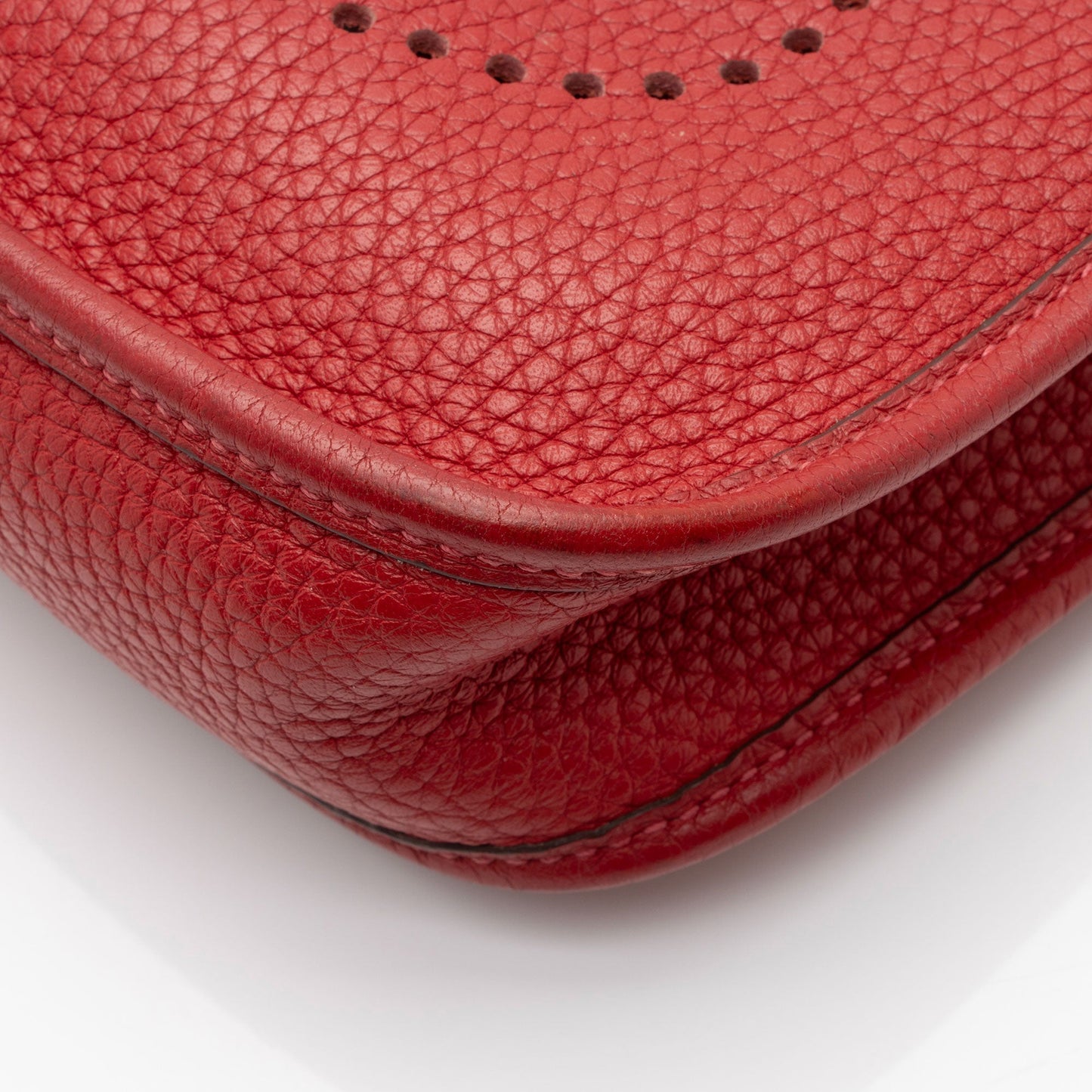 Hermes Luxury Taurillon Clemence Evelyne Tpm Shoulder Bag