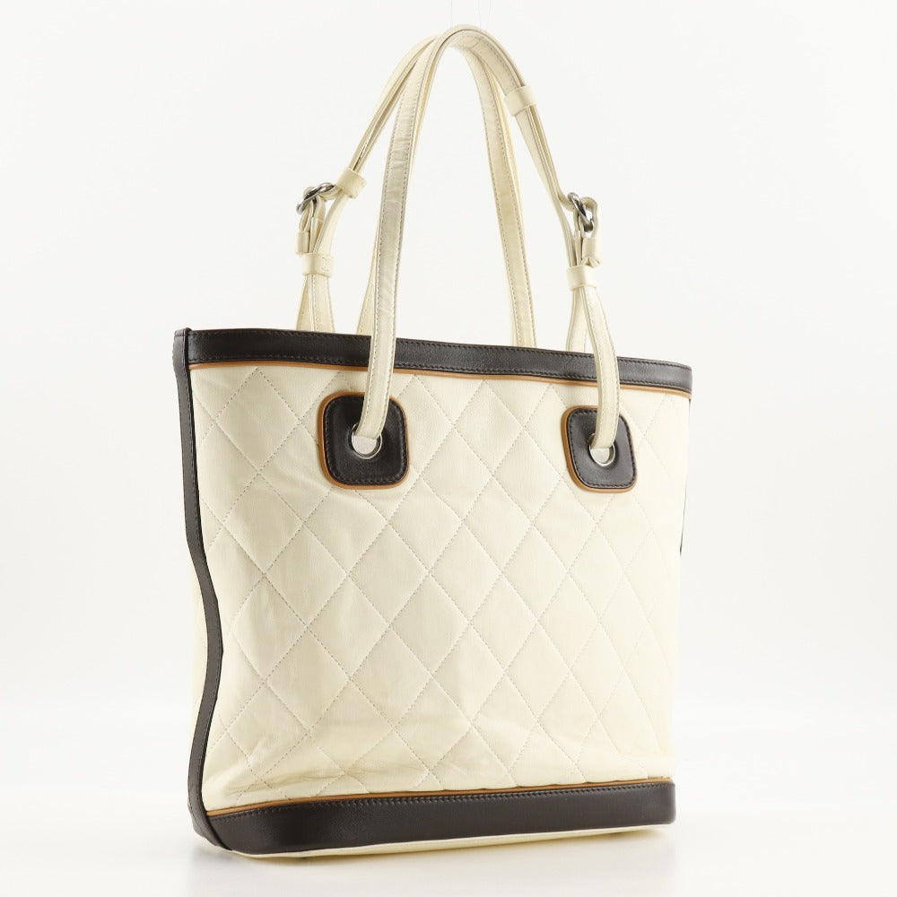 Chanel Calfskin Coco Charm Matrasse Ivory Key Chain
