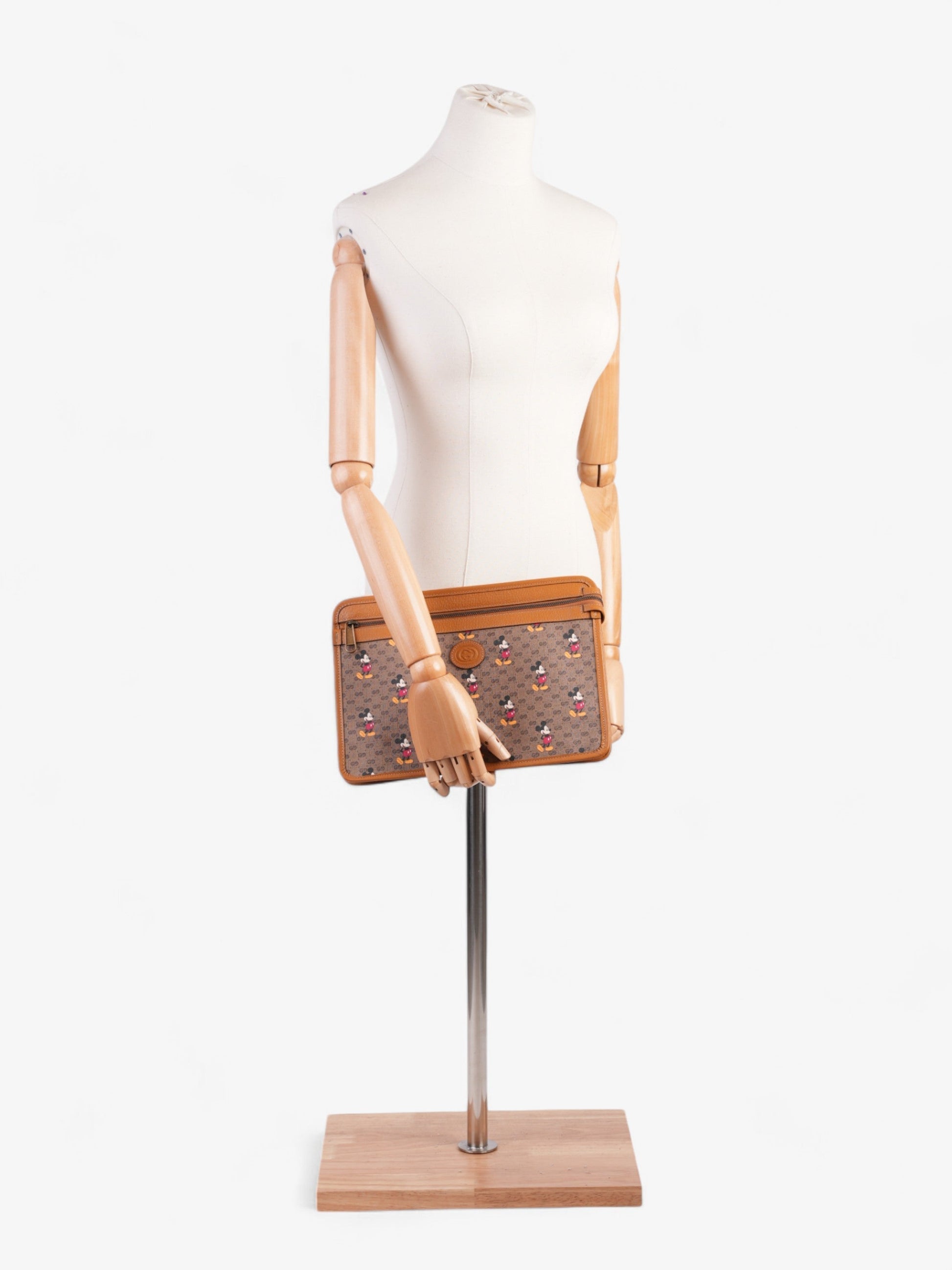 Gucci Disney Clutch Supreme Coated Canvas Tan Clutch Bag