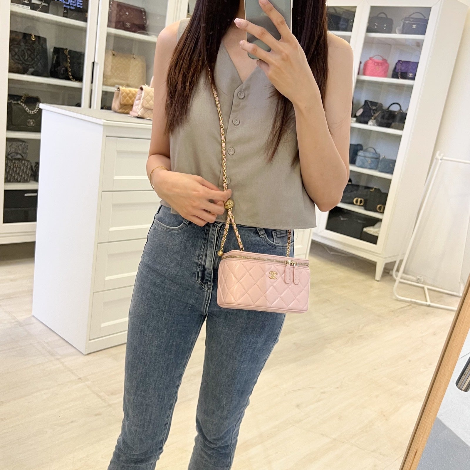 Chanel Pearl Crush Adjustable Chain Small Vanity in 24K Light Pink Lambskin and Aghw Handbag