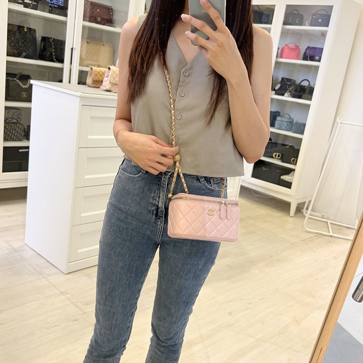 Chanel Pearl Crush Adjustable Chain Small Vanity In 24K Light Pink Lambskin And Aghw Bag