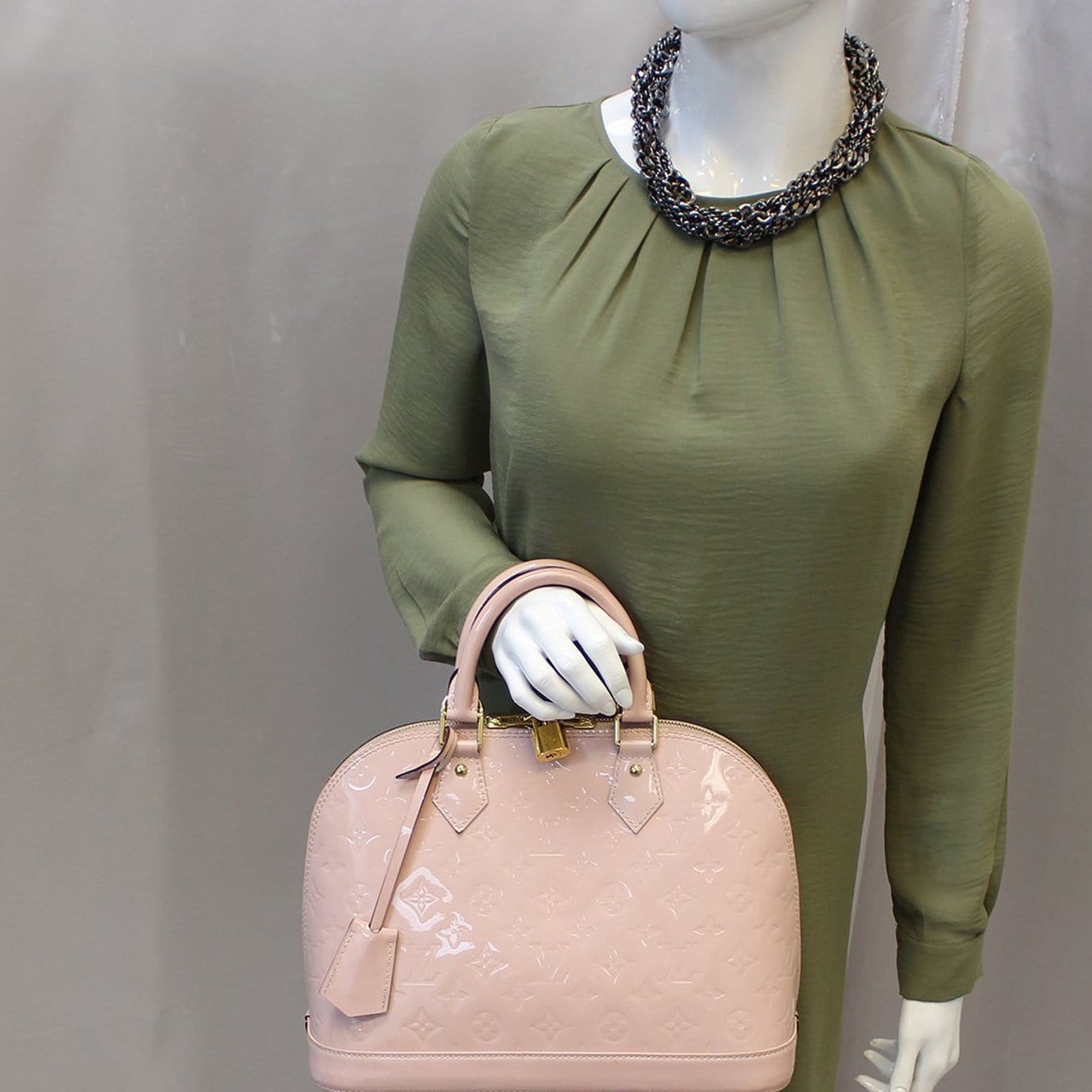 Louis Vernis Alma Pm Rose Ballerine Satchel Leather Travel Bag
