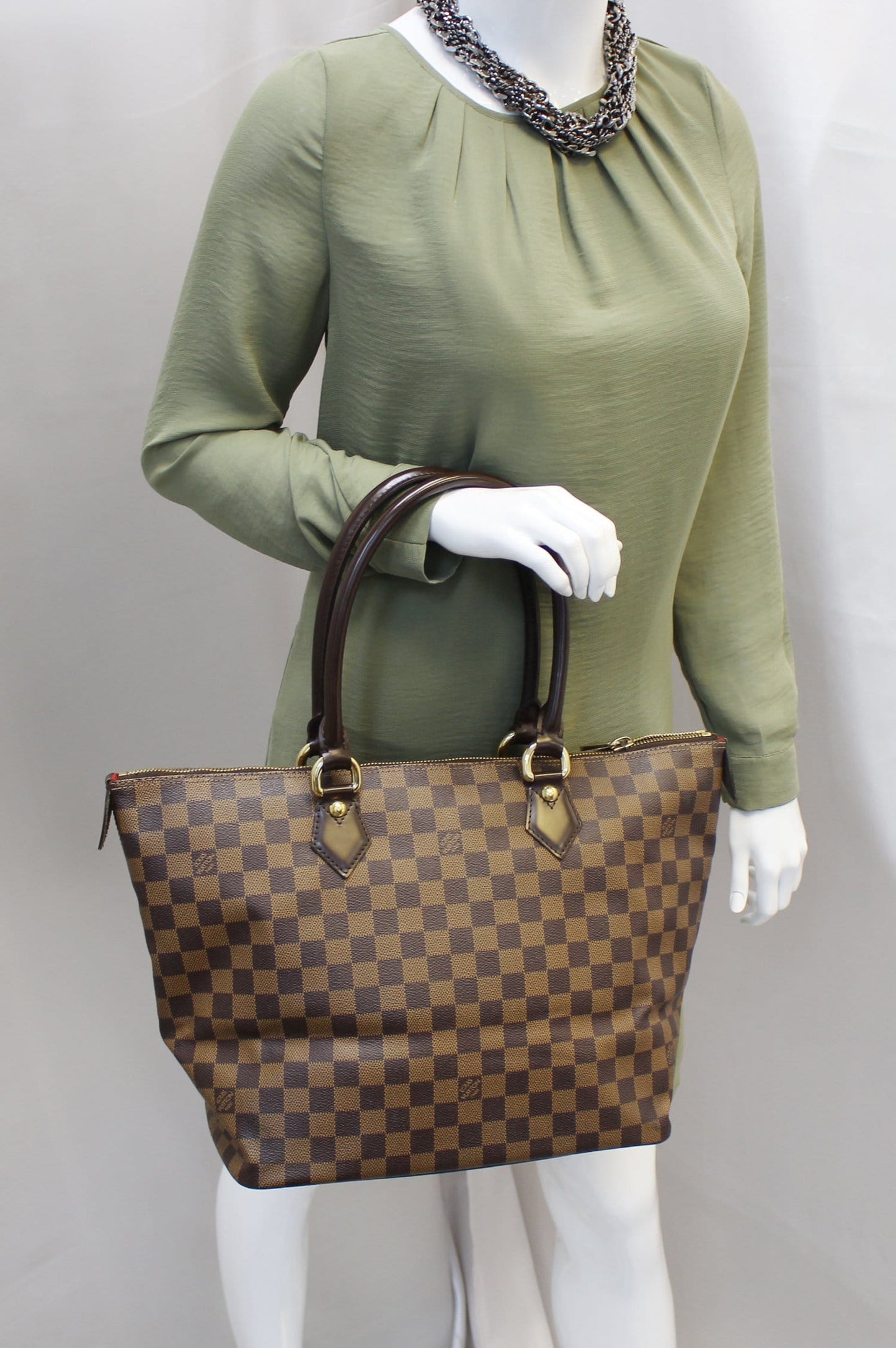 Louis Damier Ebene Saleya Mm Shoulder Bag