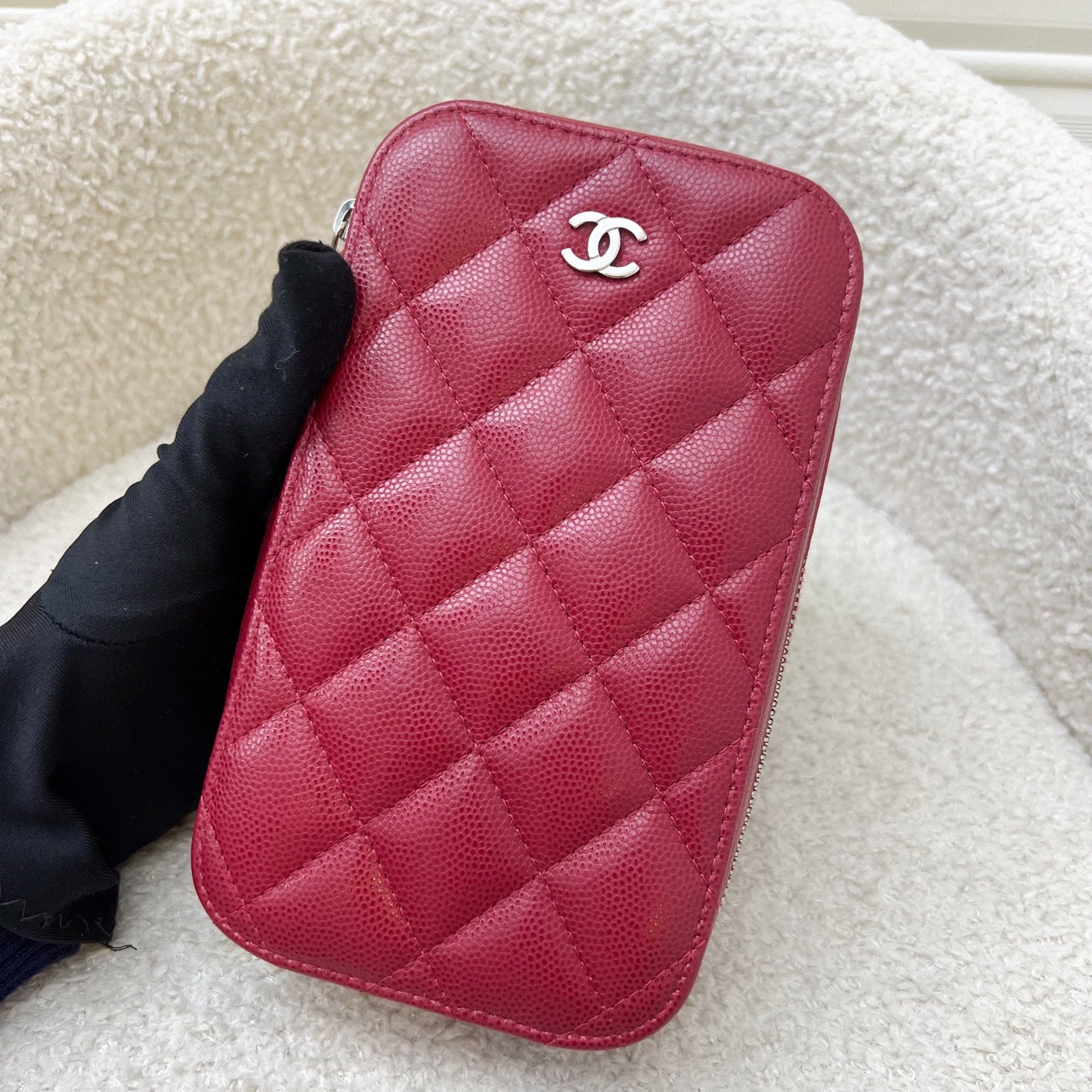 Chanel Vertical Phone Holder / Clutch On Chain In Red Caviar And Shw (model: A70655)