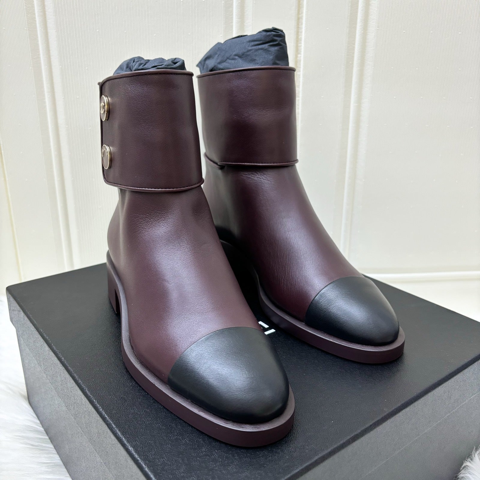 Chanel Ankle Boots in Burgundy Calf Leather and Black Tip Sz 38 for Women