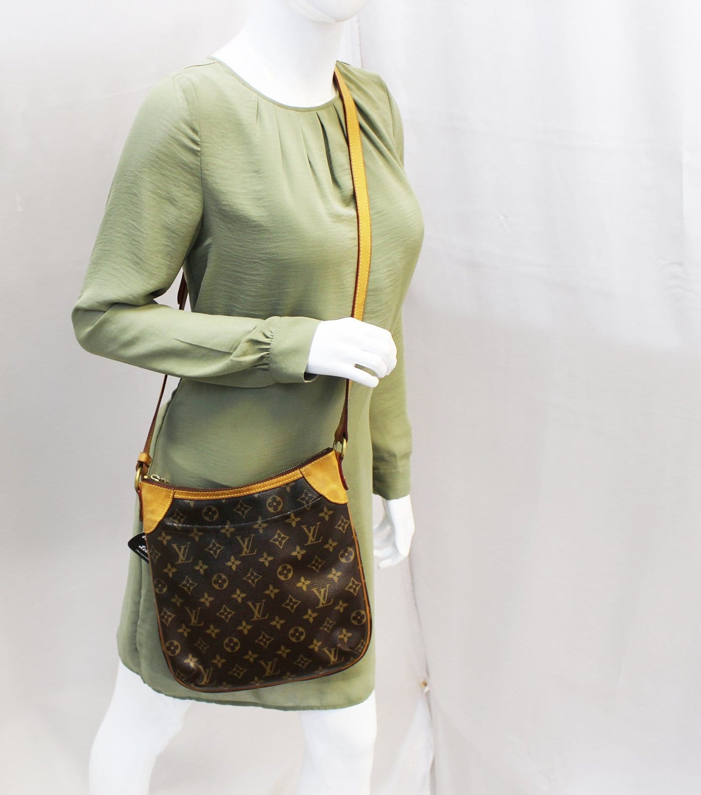 Louis Odeon Pm Shoulder Bag Monogram