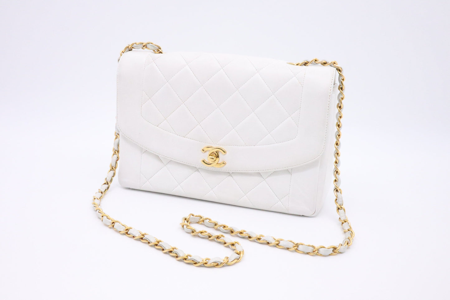 Chanel Diana White Leather Handbag