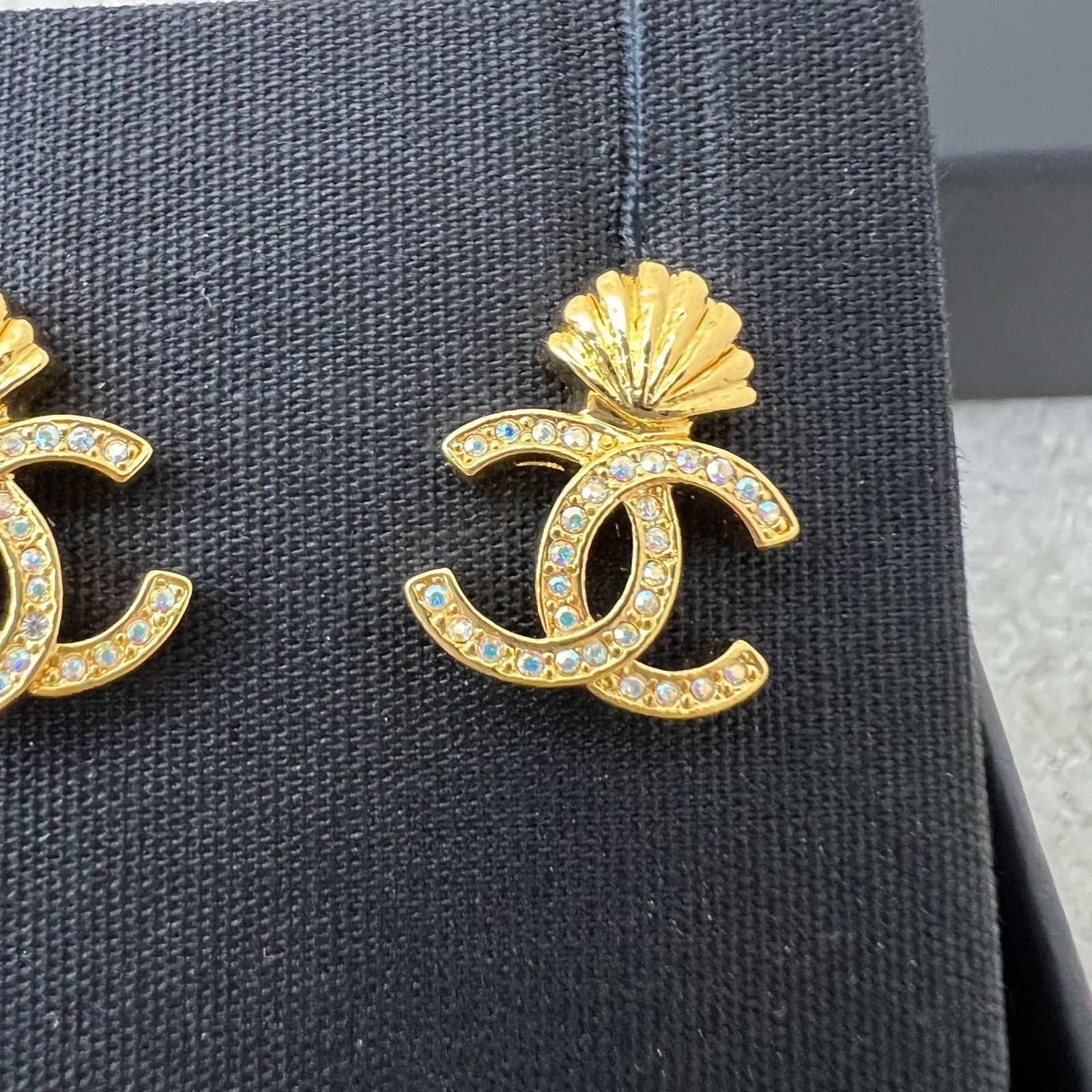 Chanel CC with Seashell Earrings with Crystals in Ghw