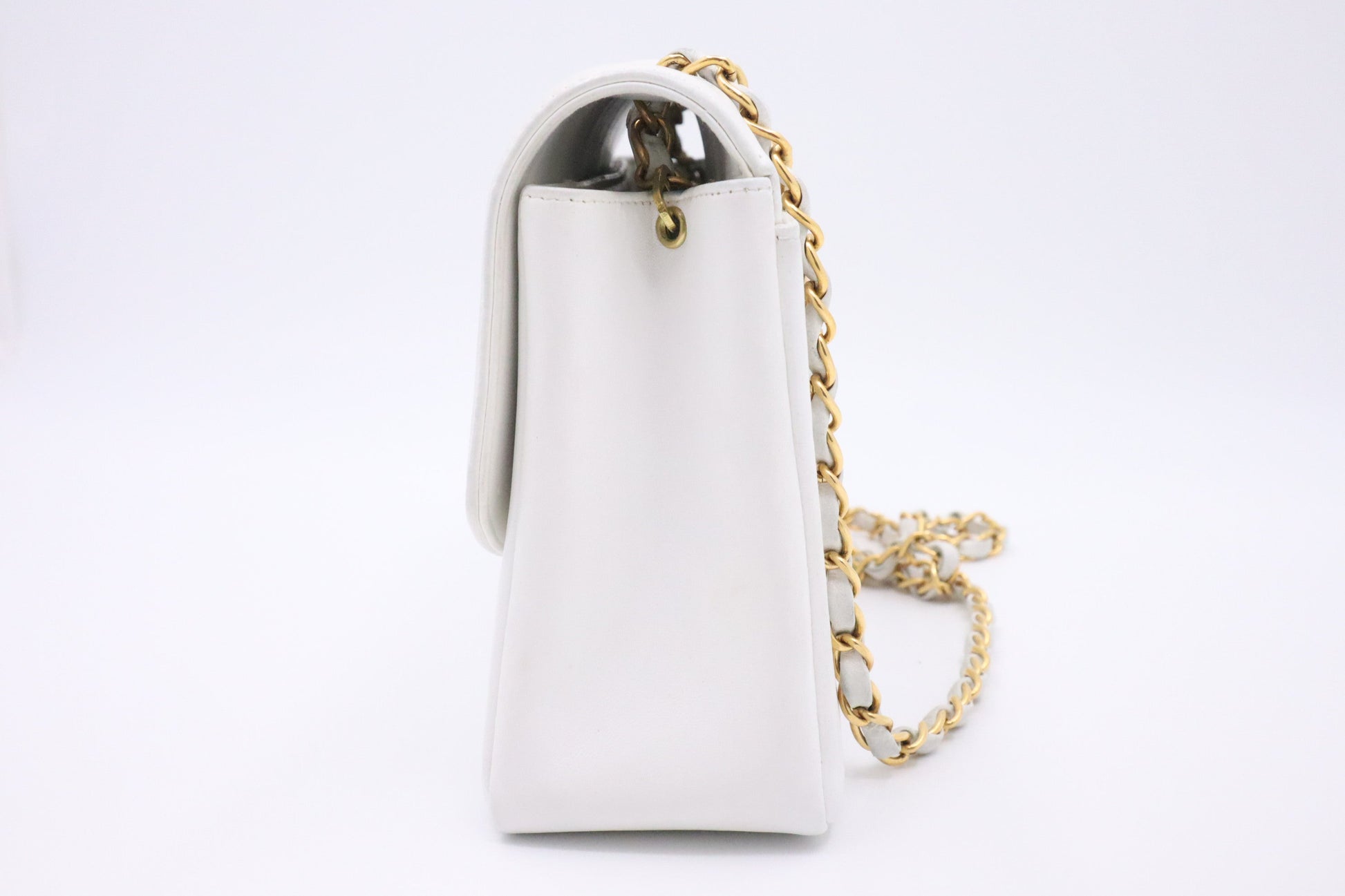 Chanel Diana White Leather Handbag