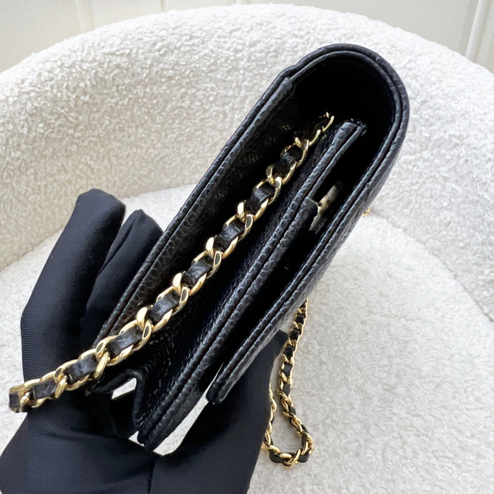 Chanel Classic Wallet On Chain WOC In Black Caviar And Ghw 2