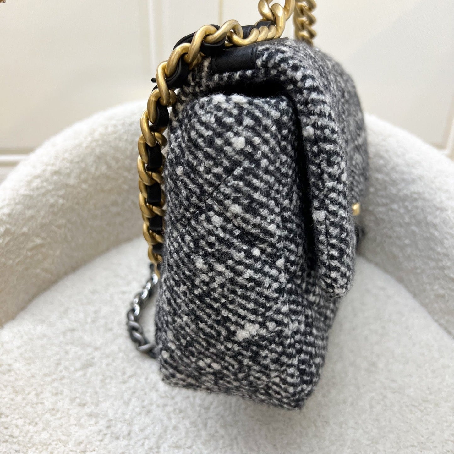 Chanel 19 Small Flap in Black and White Tweed Fabric and 3 Tone Hw Handbag