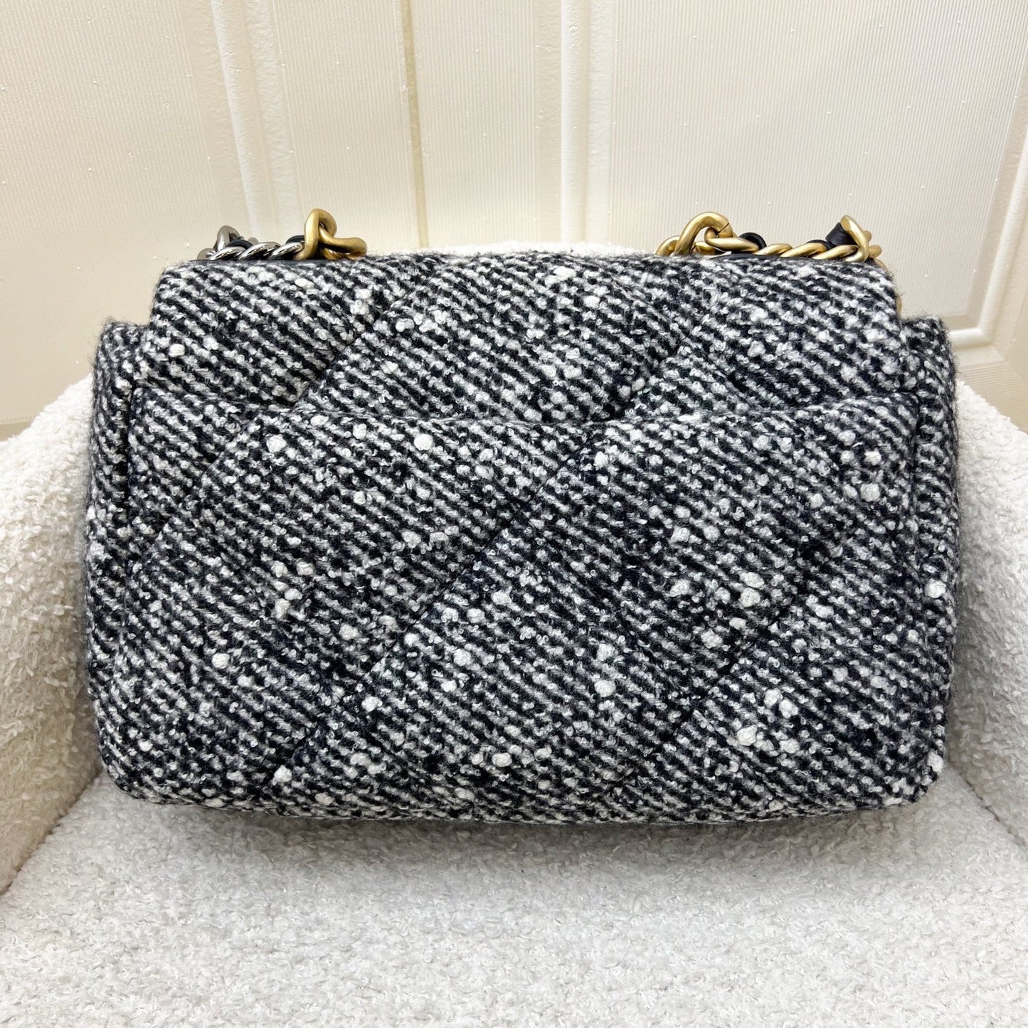 Chanel 19 Small Flap In Black And White Tweed Fabric And 3-Tone Hw Bag