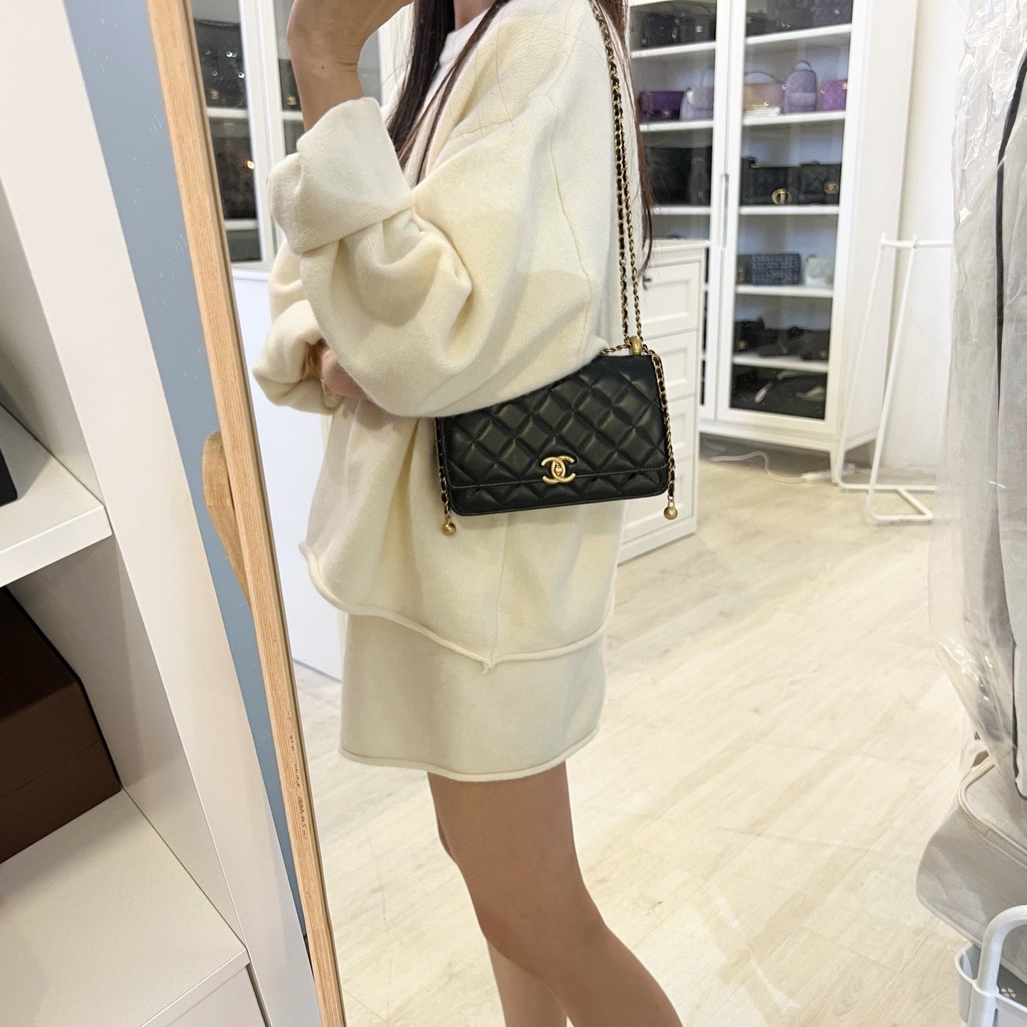 Chanel 24C Double Pearl Adjustable Chain Wallet on Chain WOC in Black Calfskin and Aghw ( ) Handbag