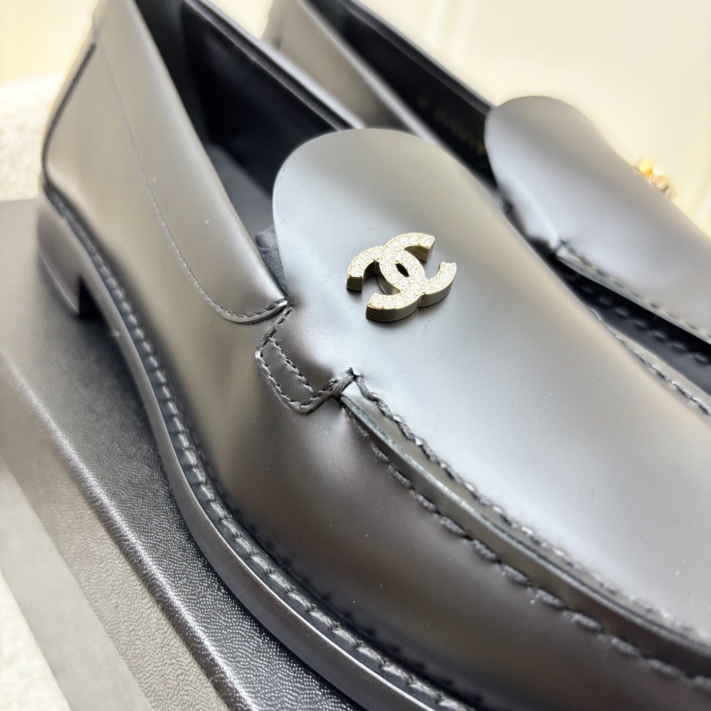 Chanel 25P Mocassins With Diamantes Studded Cc Logo In Black Smooth Calfskin Bag