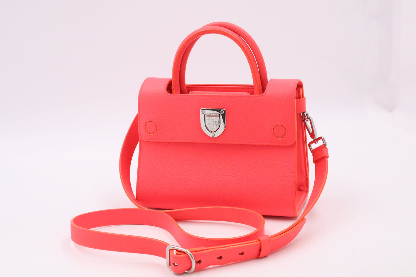 Dior ever Way Bag In Neon Leather Pink Travel Bag