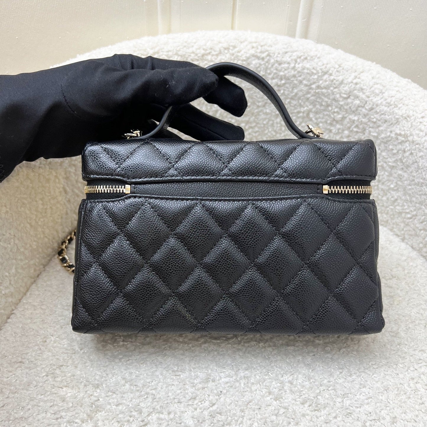 Chanel [brand New Aug 2025] 25B Vanity / Clutch with Chain (lp Style Bag) in Black Caviar and Lghw ( )