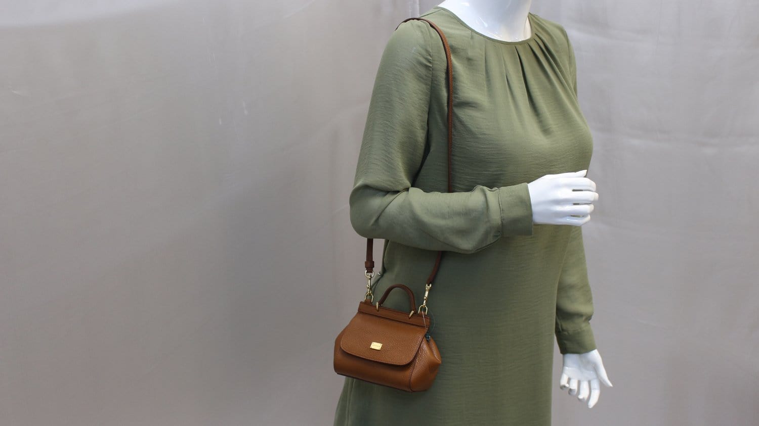 Dolce & Shoulder Bag Calf Sicily Leather Brown