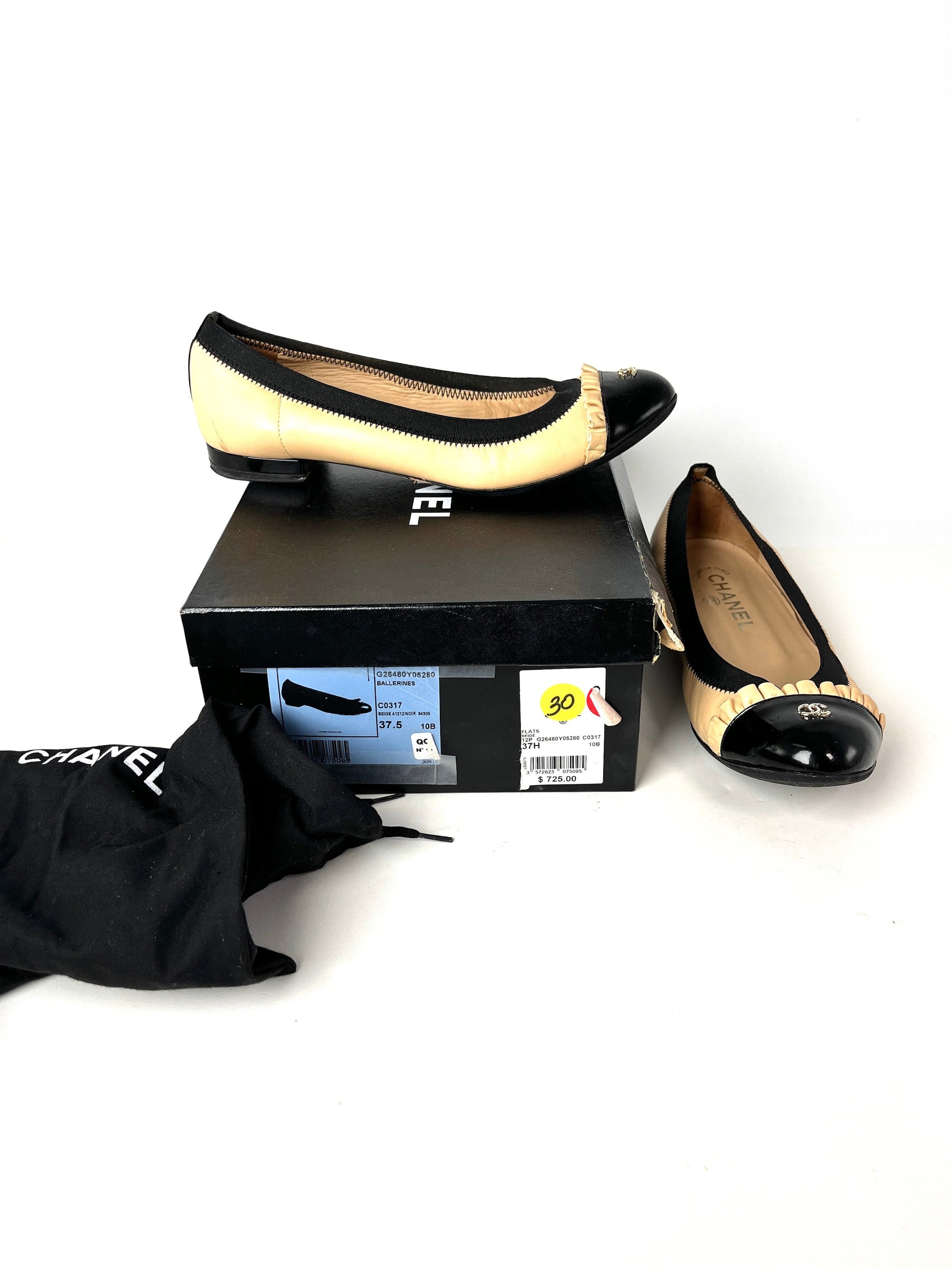 Chanel Bicolor CC Logo Beige Black Ruffle Ballerina Leather Flats 37.5 7 for Women
