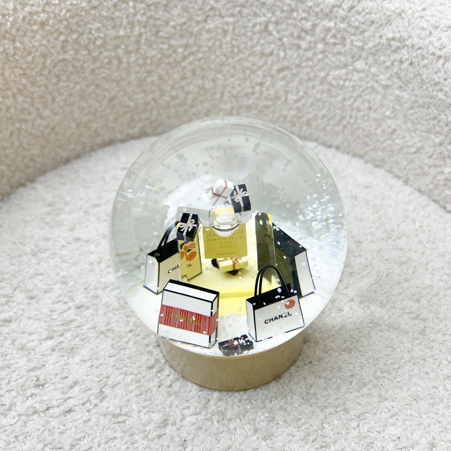 Chanel VIP Gift Perfume Bottles Christmas Snow Globe