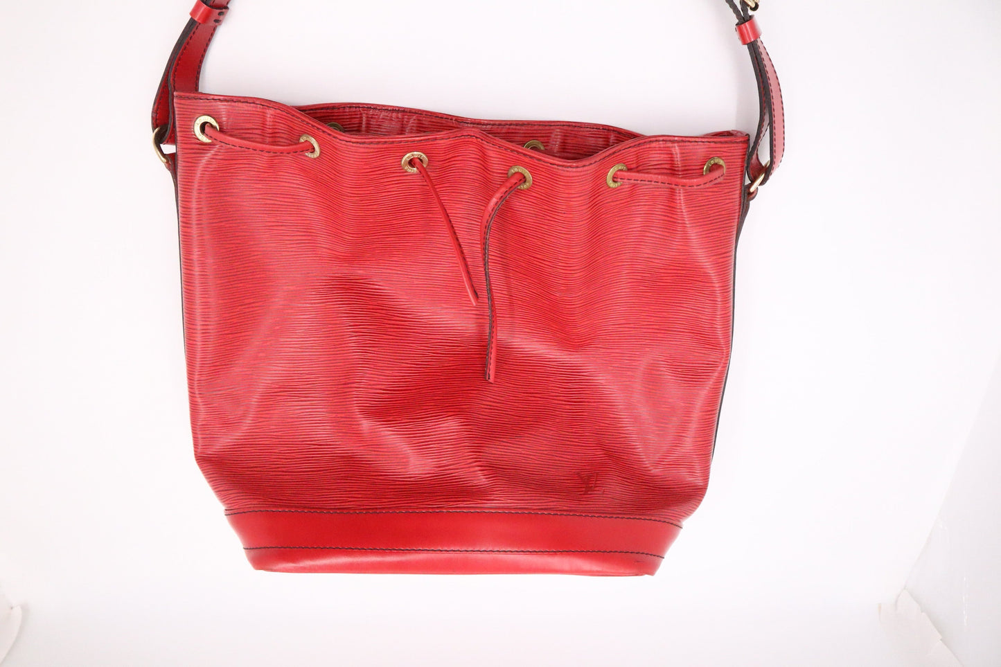 Louis Vuitton Noe Epi Leather Red Handbag