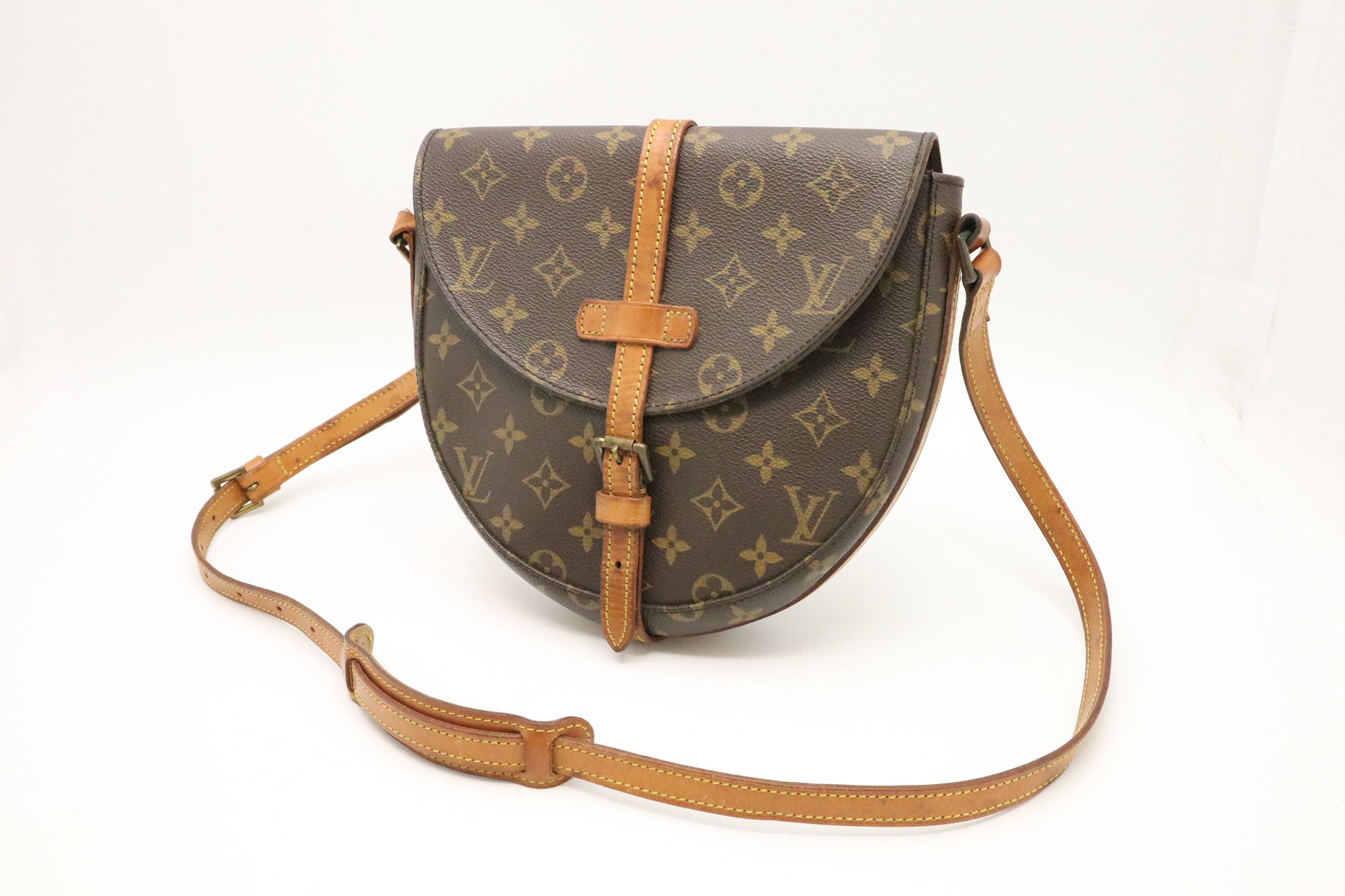 Louis Vuitton Chantilly MM Monogram Canvas Handbag