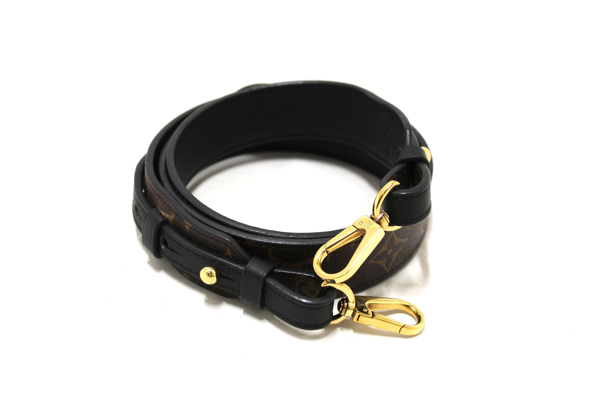 Louis Vuitton Classic Monogram Bandouliere XL Strap