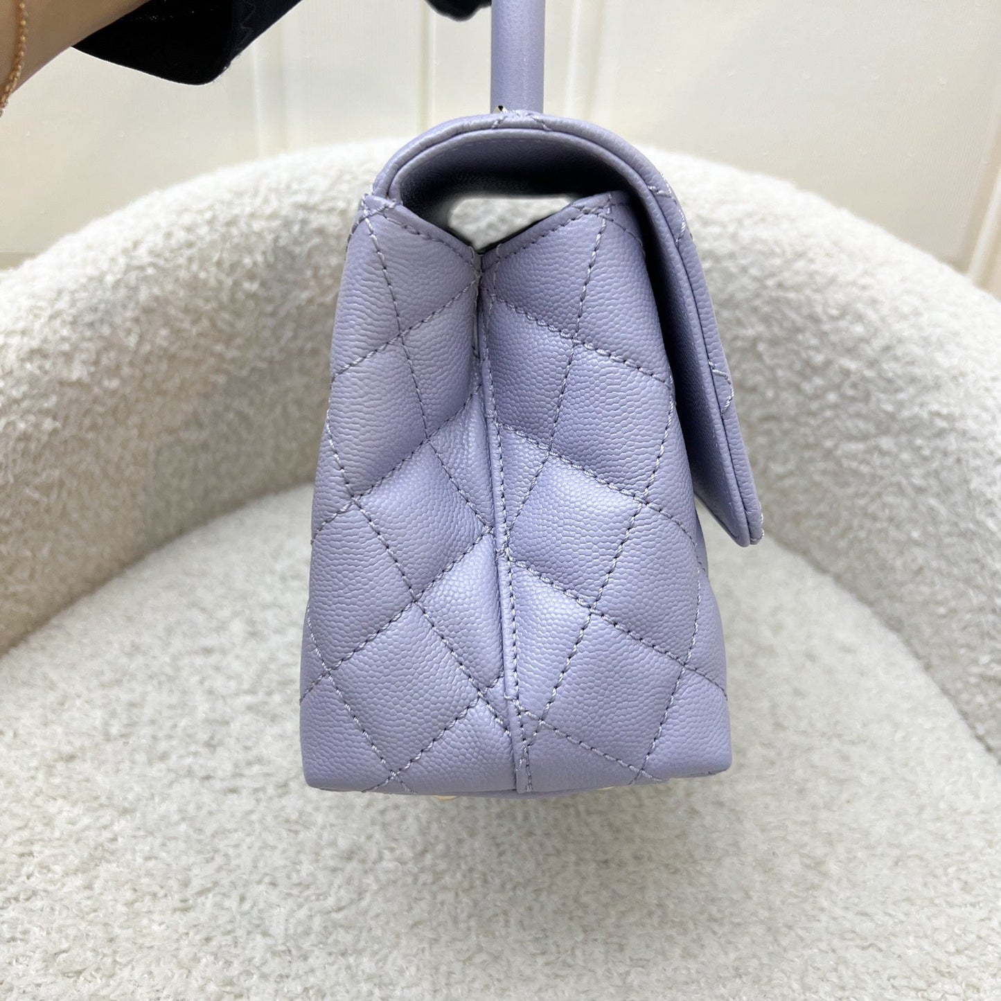 Chanel Small (24cm) Coco Handle Flap in 21K Lilac Caviar and LGHW (Model: A92990)