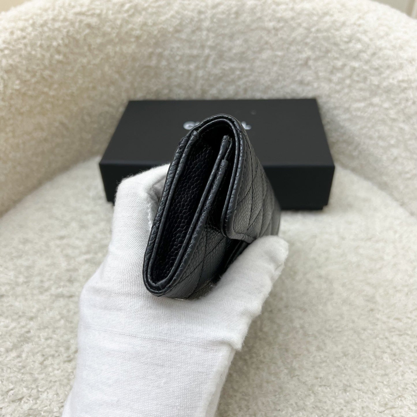 Chanel Classic Snap Card Holder In Black Caviar And Ghw 3