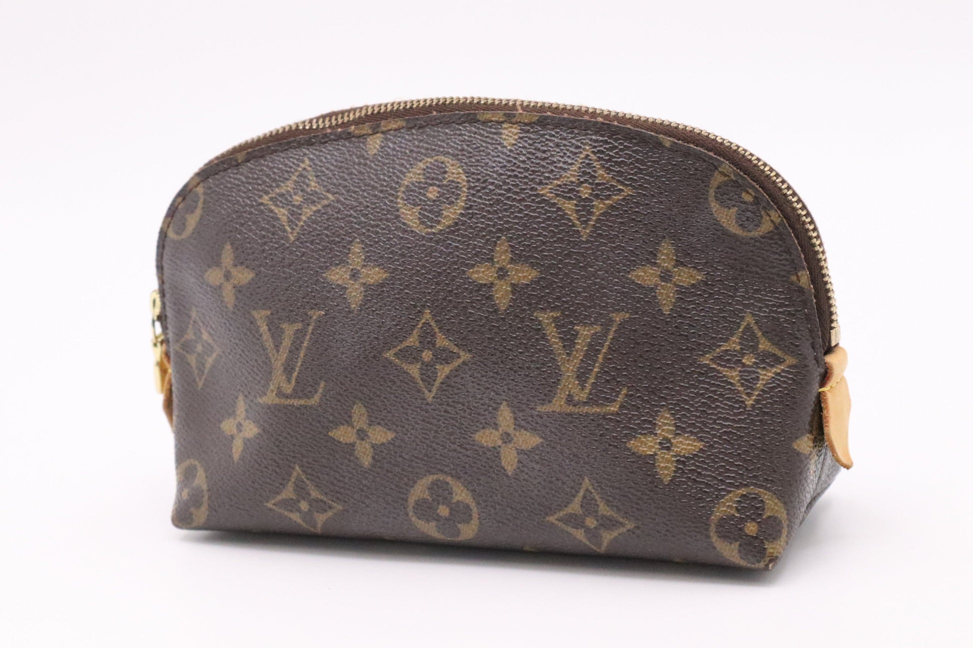 Louis Vuitton Pochette Cosmetics PM Monogram Canvas Clutch Bag Canvas 2