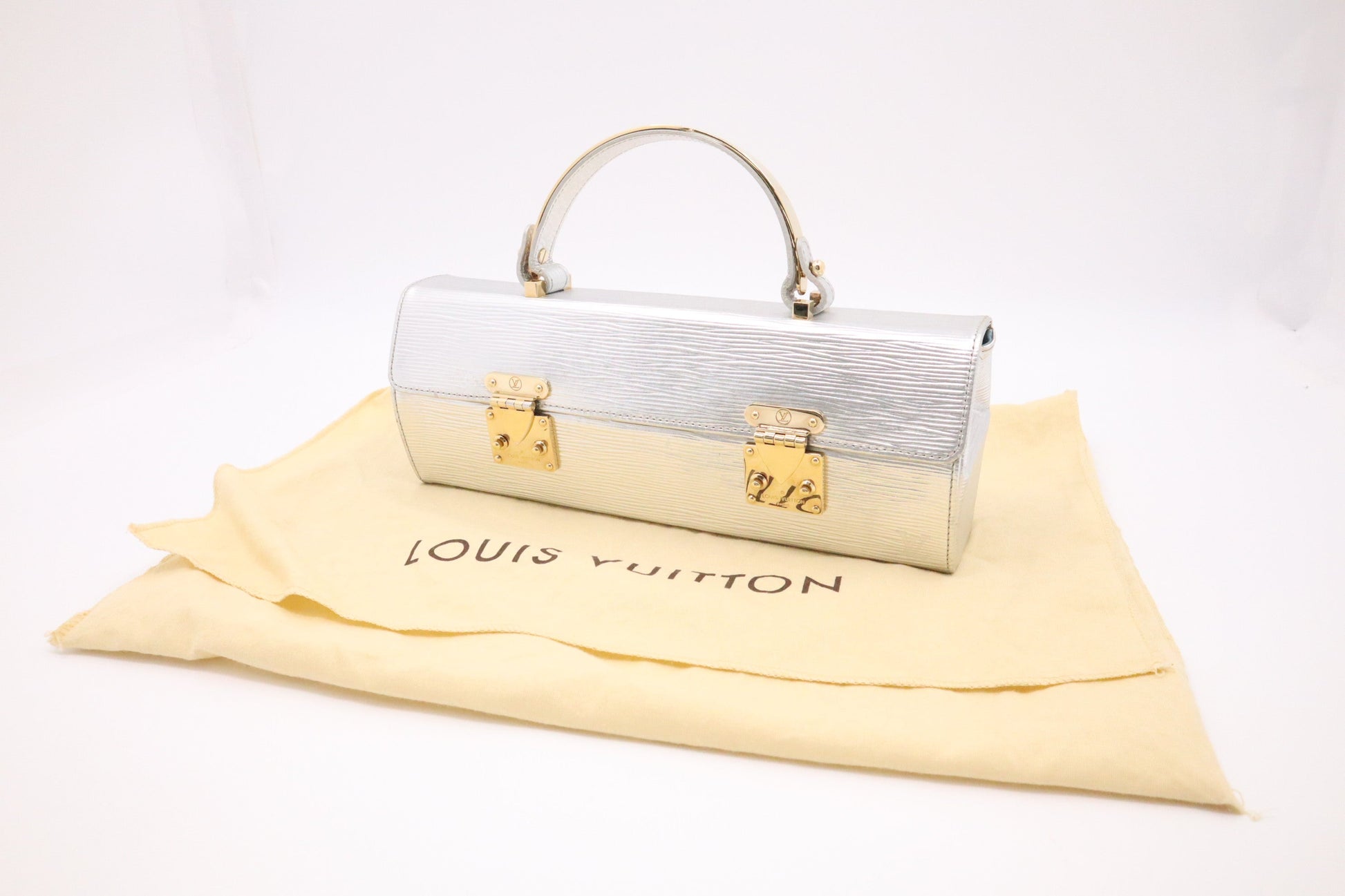 Louis Vuitton Galaxia Epi Leather Silver Handbag